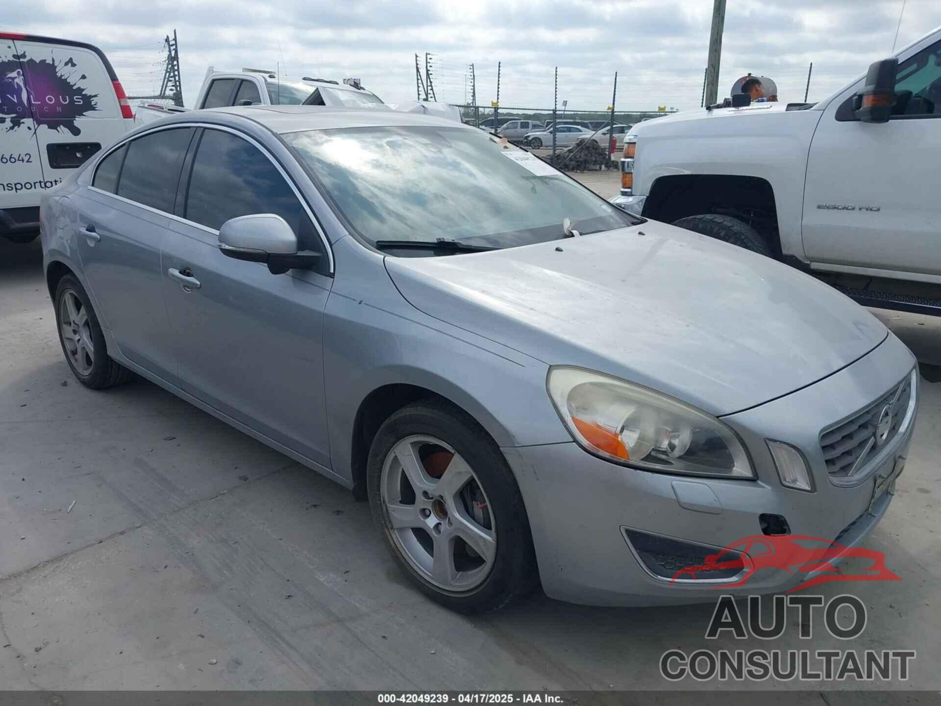 VOLVO S60 2013 - YV1612FSXD2181849