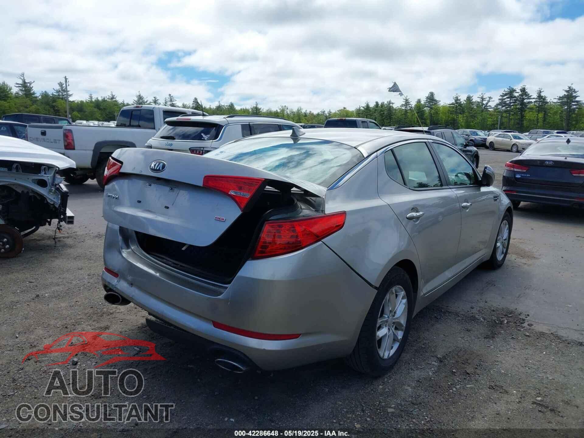 KIA OPTIMA 2013 - KNAGM4A79D5380077