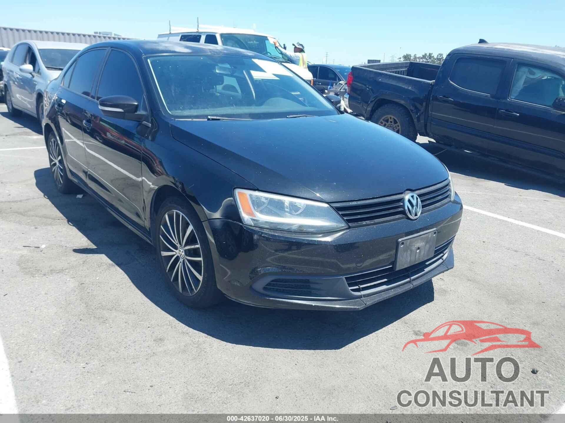 VOLKSWAGEN JETTA 2011 - 3VWDZ7AJ0BM372281
