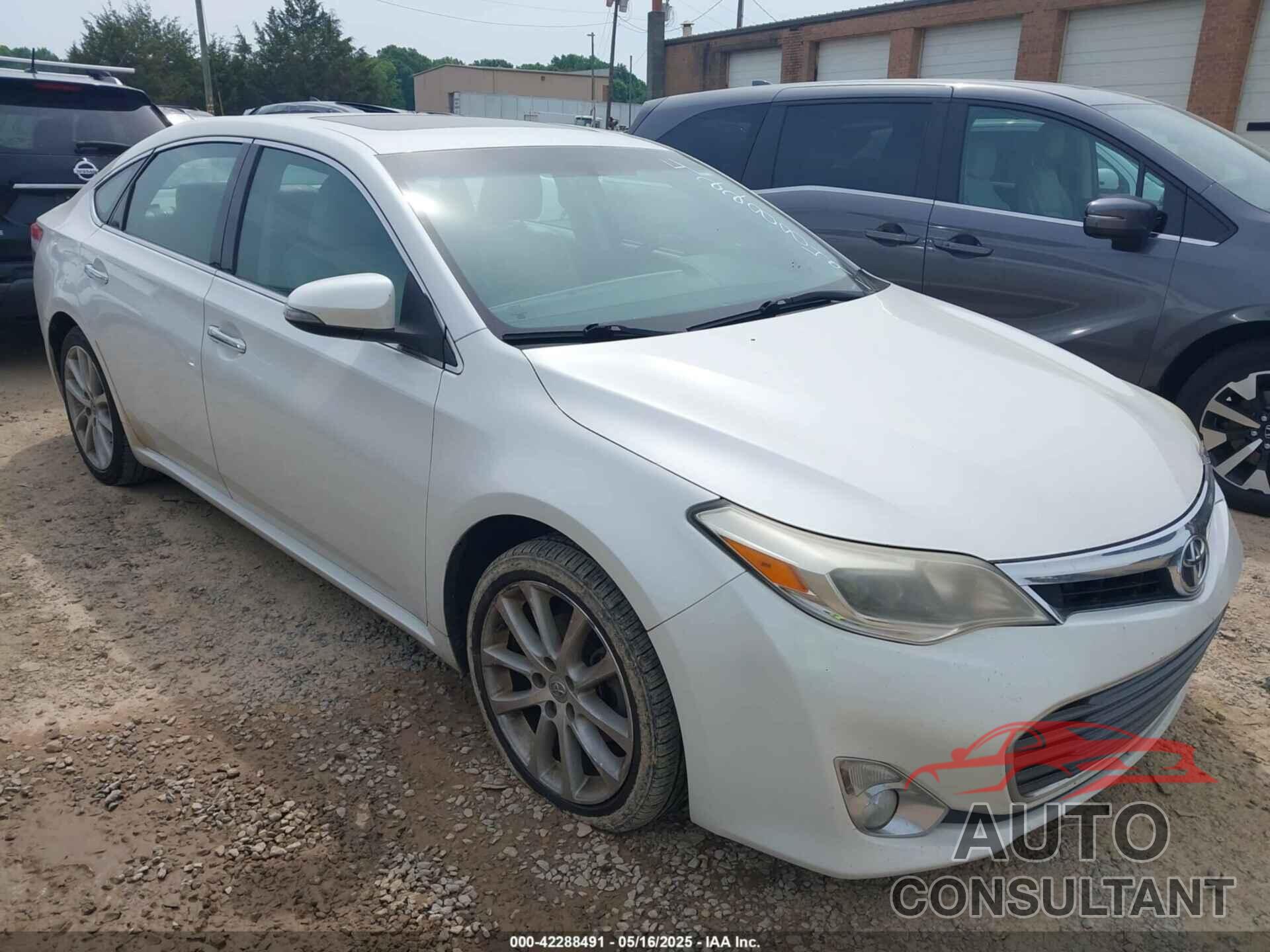 TOYOTA AVALON 2013 - 4T1BK1EB2DU039167