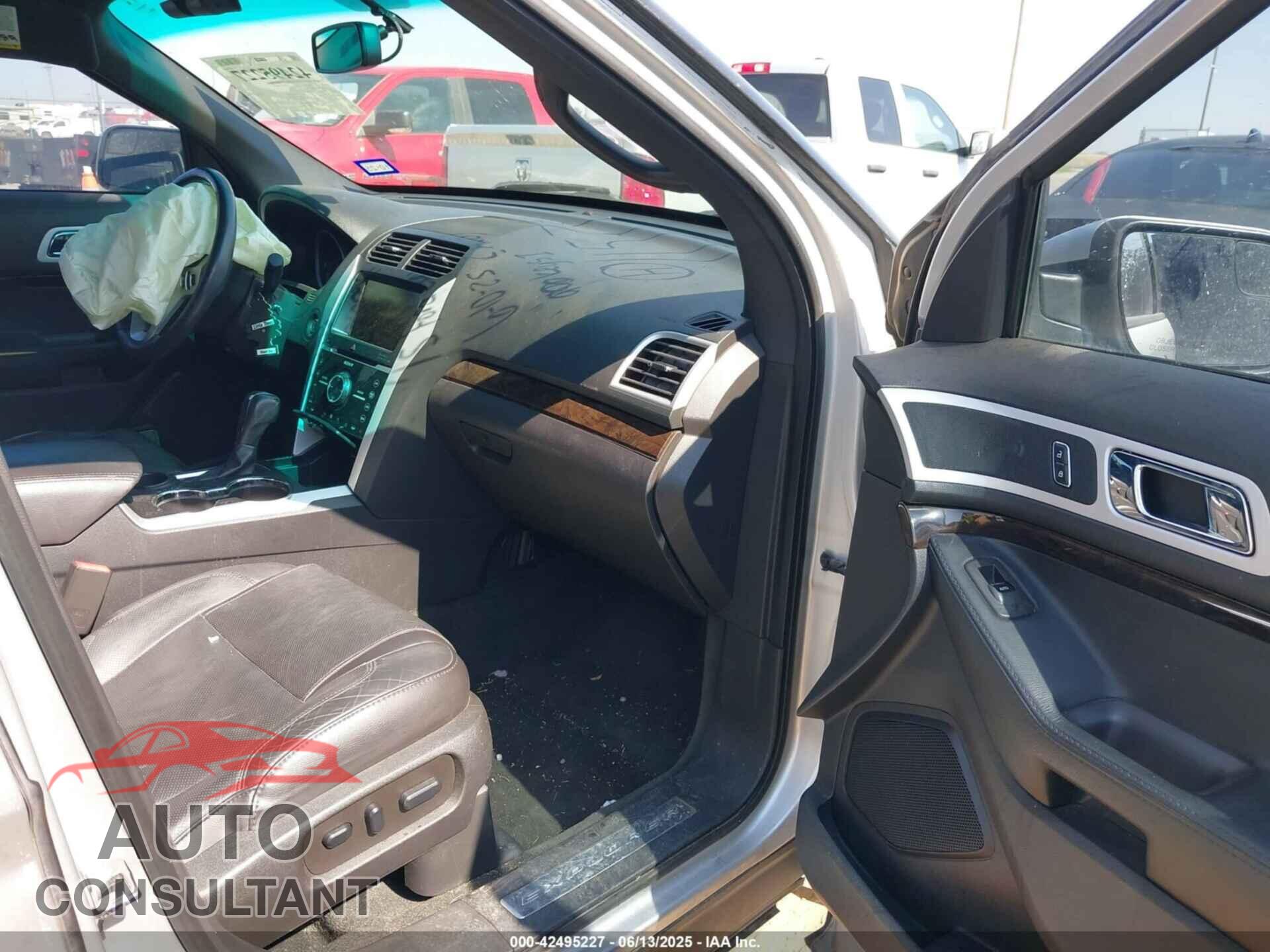 FORD EXPLORER 2015 - 1FM5K7F84FGB01575
