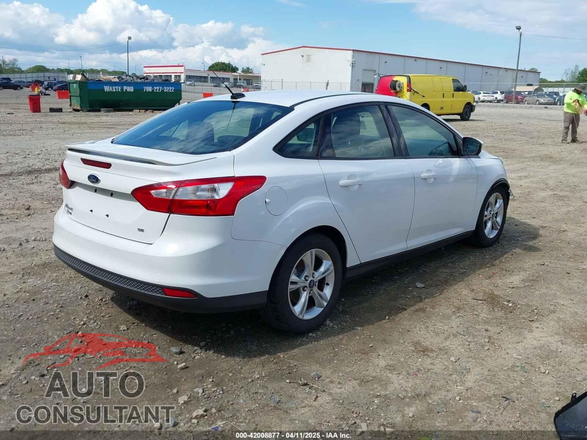 FORD FOCUS 2012 - 1FAHP3F2XCL122141