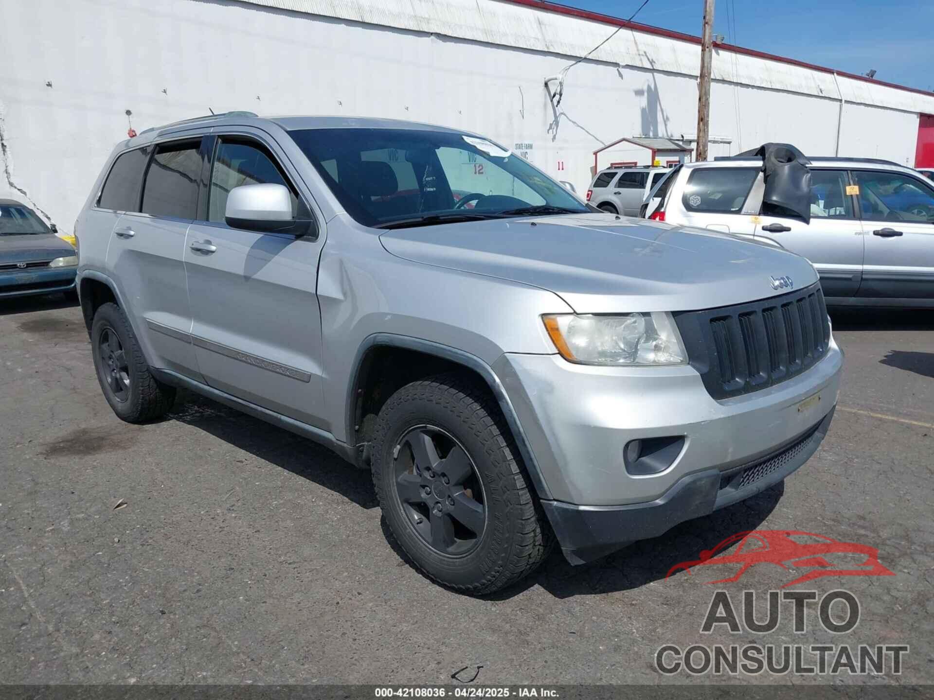 JEEP GRAND CHEROKEE 2011 - 1J4RS4GG9BC584986