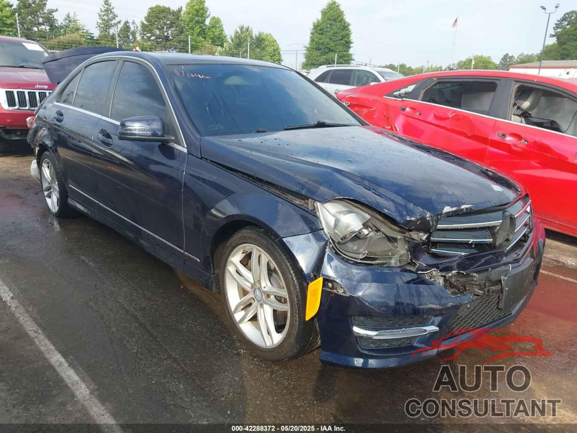 MERCEDES-BENZ C 2014 - WDDGF8AB8EA963828