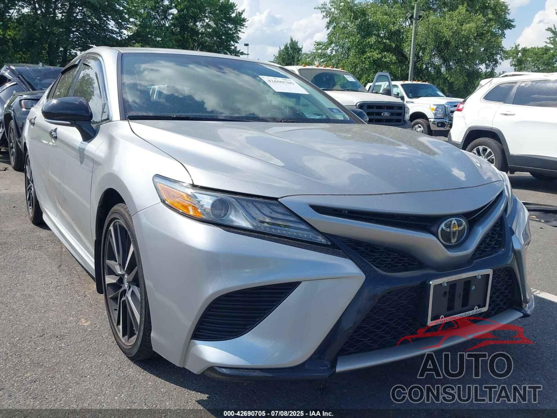 TOYOTA CAMRY 2019 - 4T1B61HK2KU805640