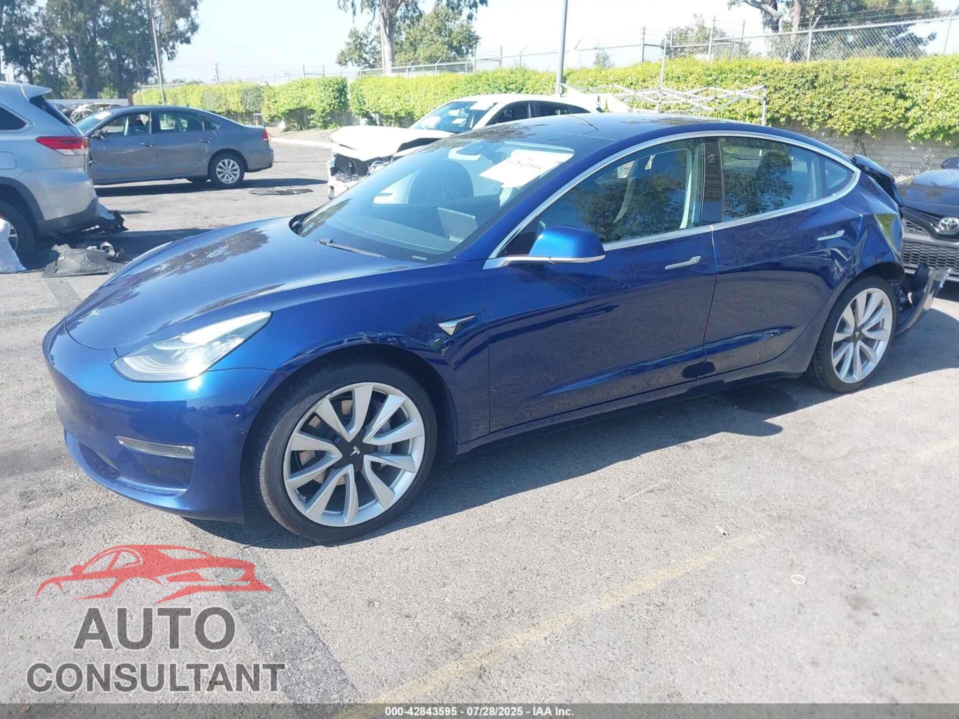 TESLA MODEL 3 2018 - 5YJ3E1EA0JF042709