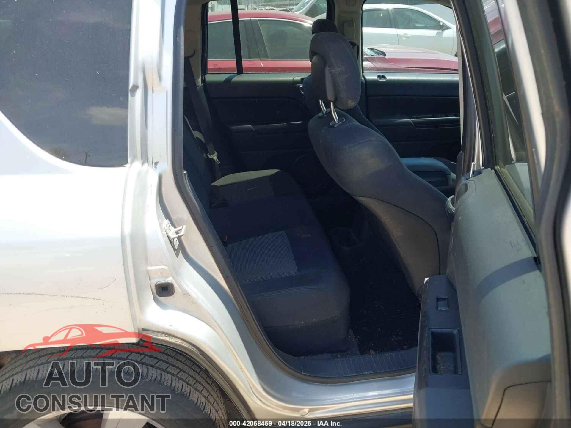 JEEP COMPASS 2011 - 1J4NT1FA6BD287515