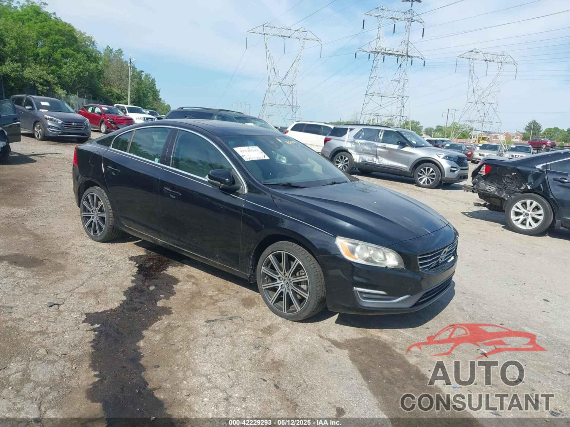 VOLVO S60 2015 - YV1612TB0F2301780