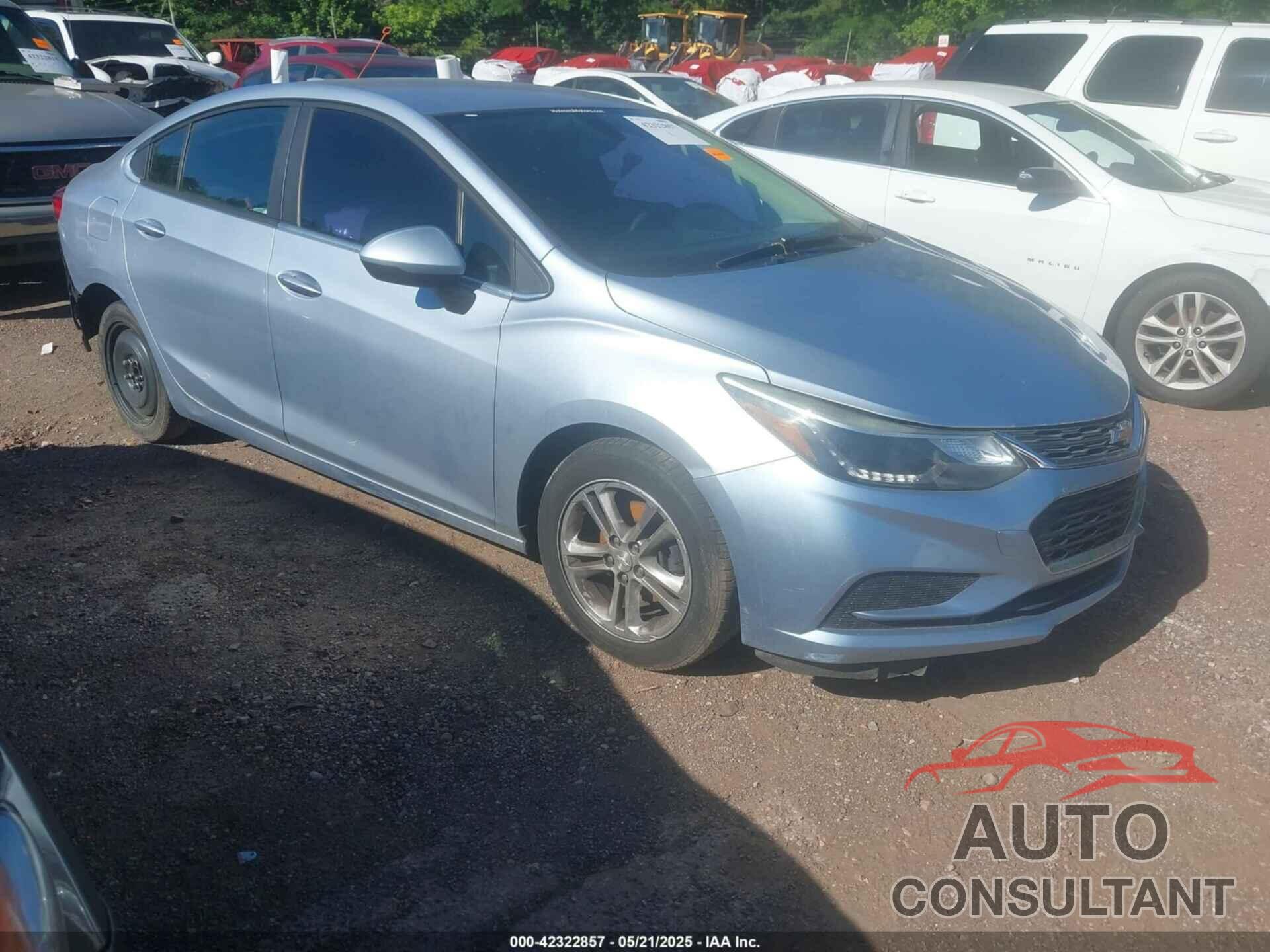 CHEVROLET CRUZE 2018 - 1G1BE5SM1J7148814