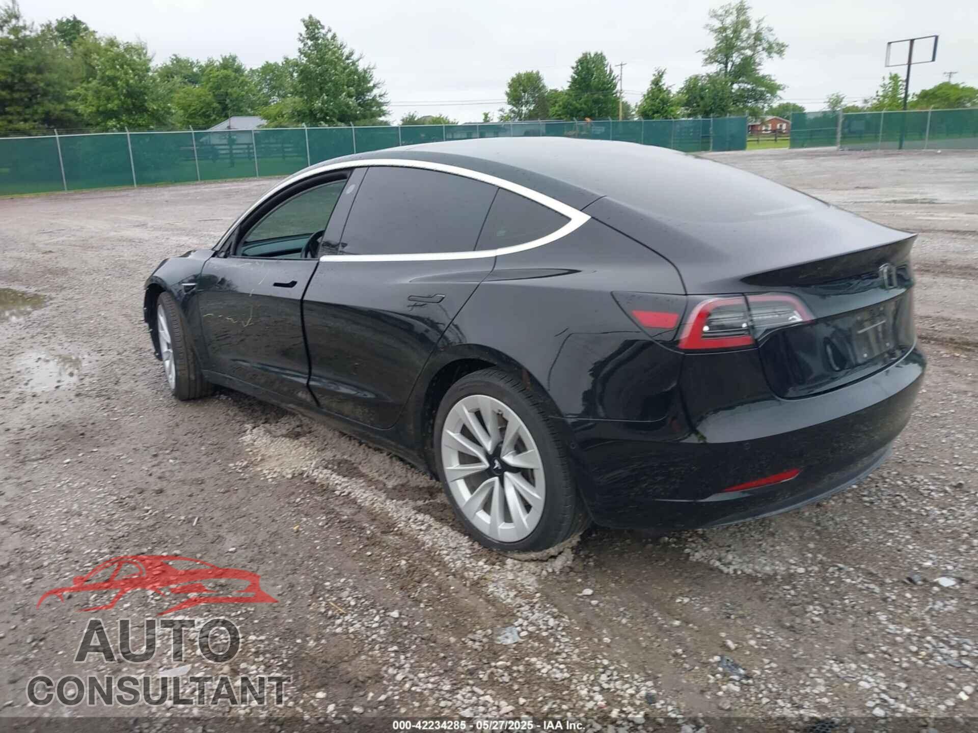 TESLA MODEL 3 2018 - 5YJ3E1EA4JF057035