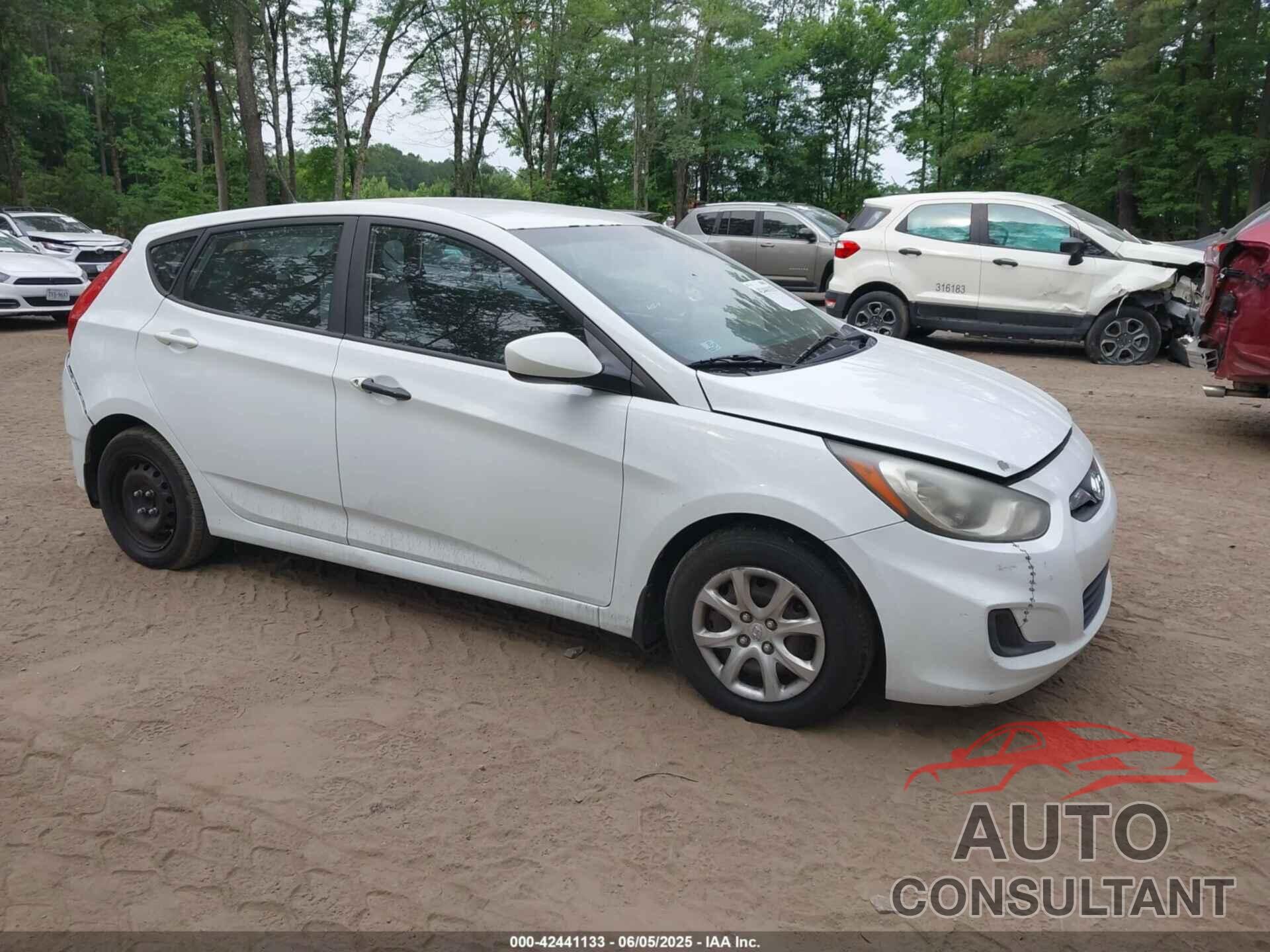 HYUNDAI ACCENT 2014 - KMHCT5AE7EU155474