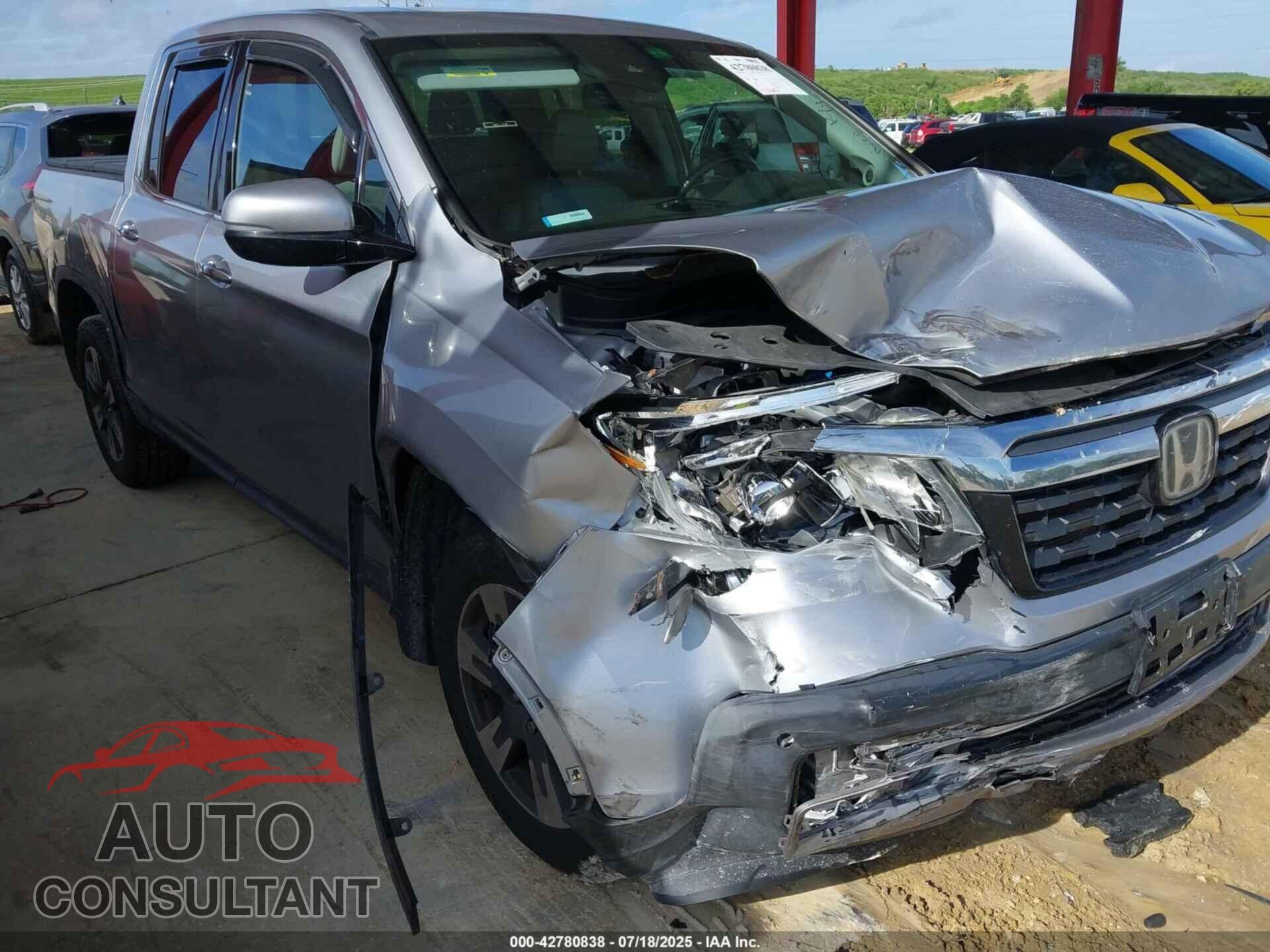 HONDA RIDGELINE 2017 - 5FPYK3F77HB024156