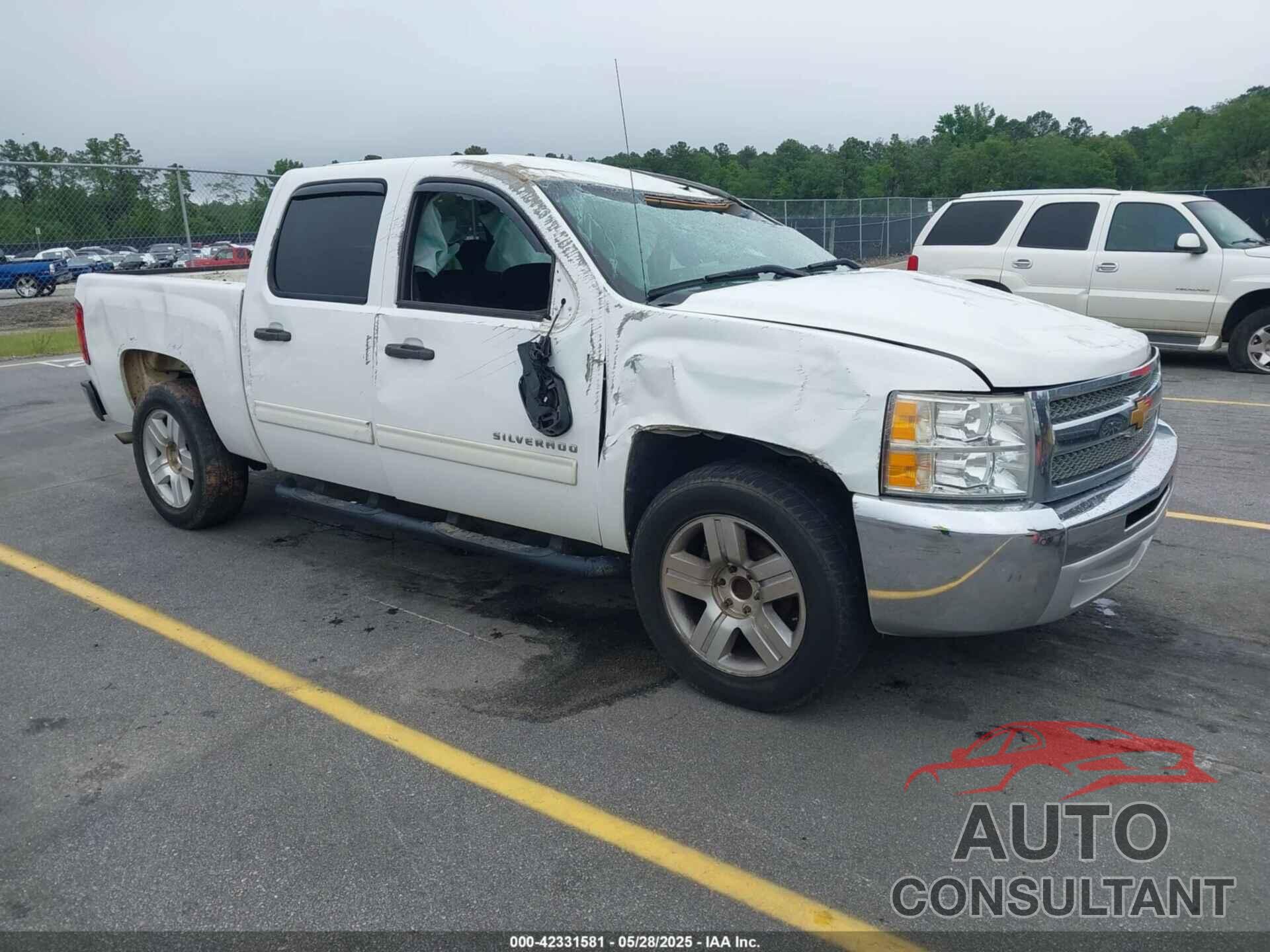 CHEVROLET SILVERADO 1500 2013 - 3GCPCSE00DG166384