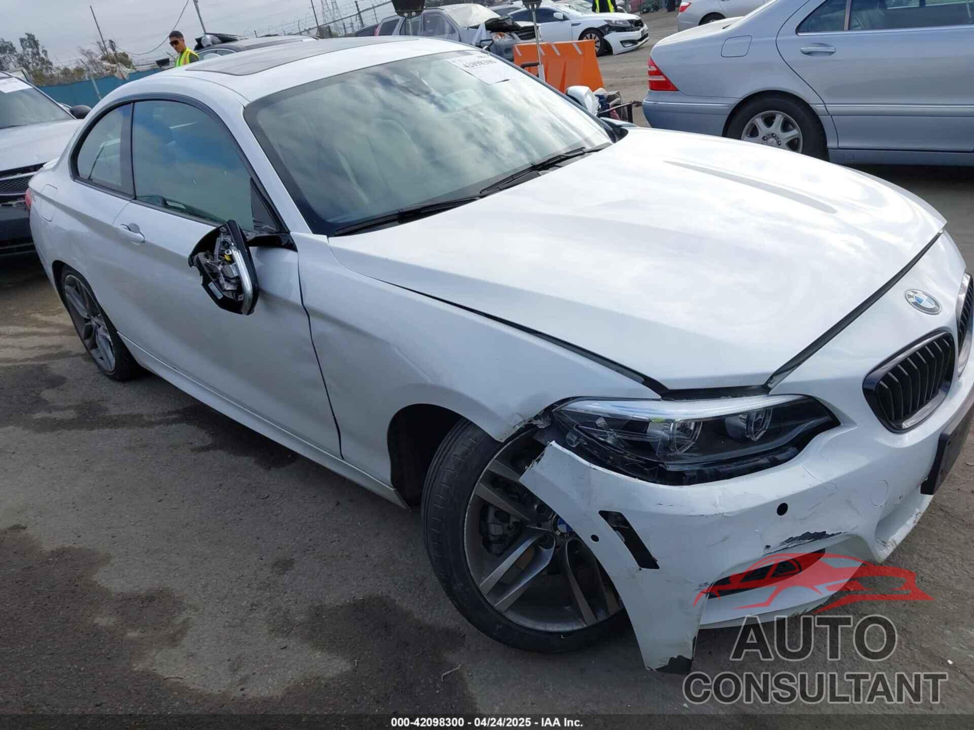 BMW 230I 2018 - WBA2J1C52JVD09525