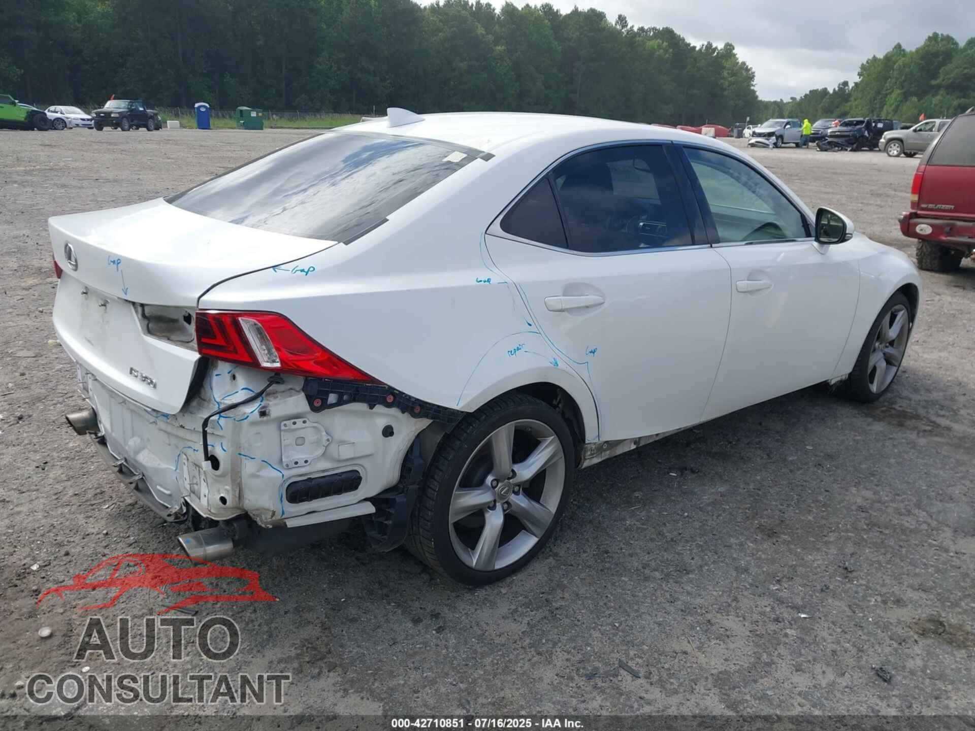 LEXUS IS 350 2014 - JTHBE1D26E5001237