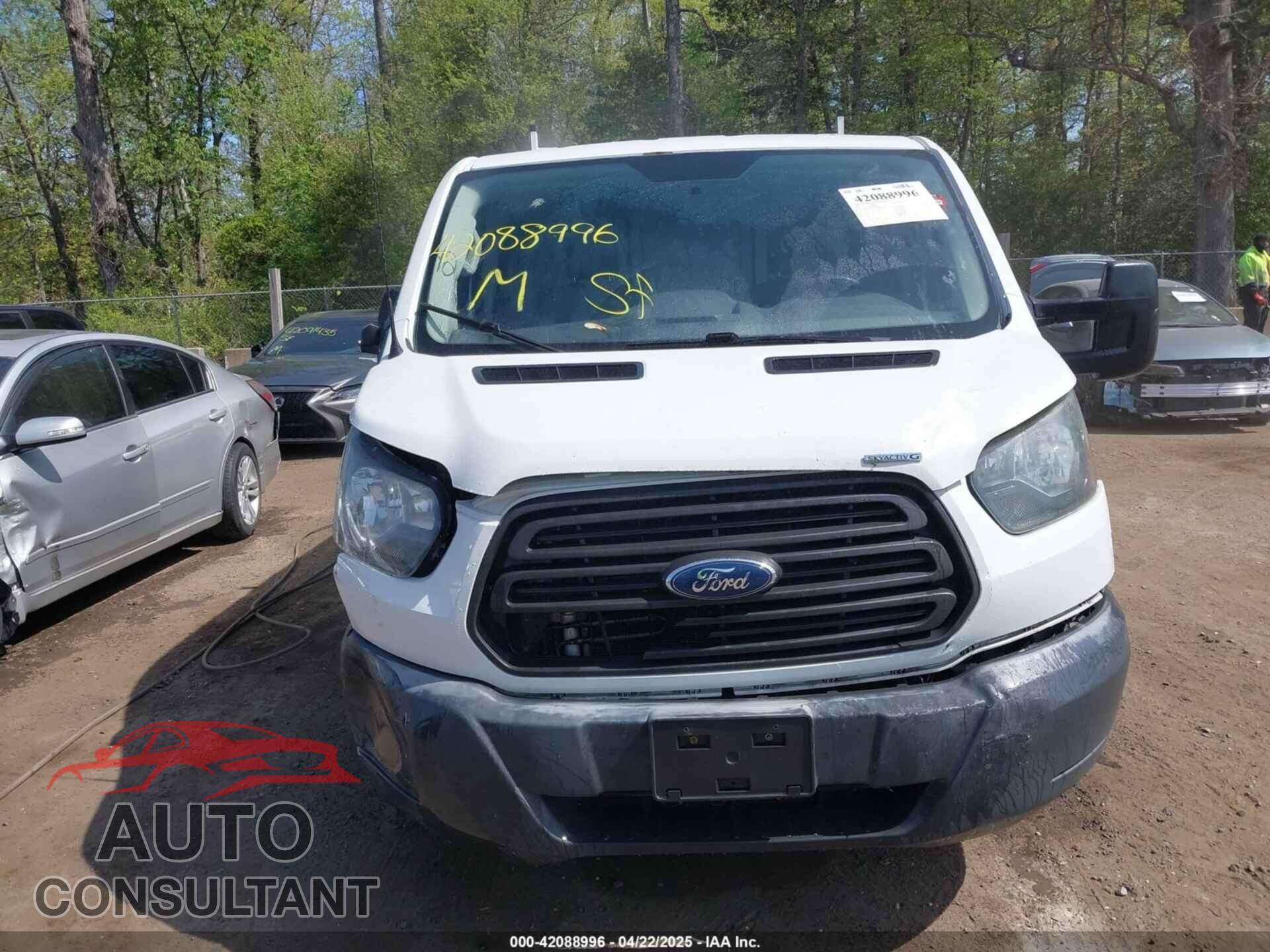 FORD TRANSIT-150 2015 - 1FTNE2YM7FKB00894