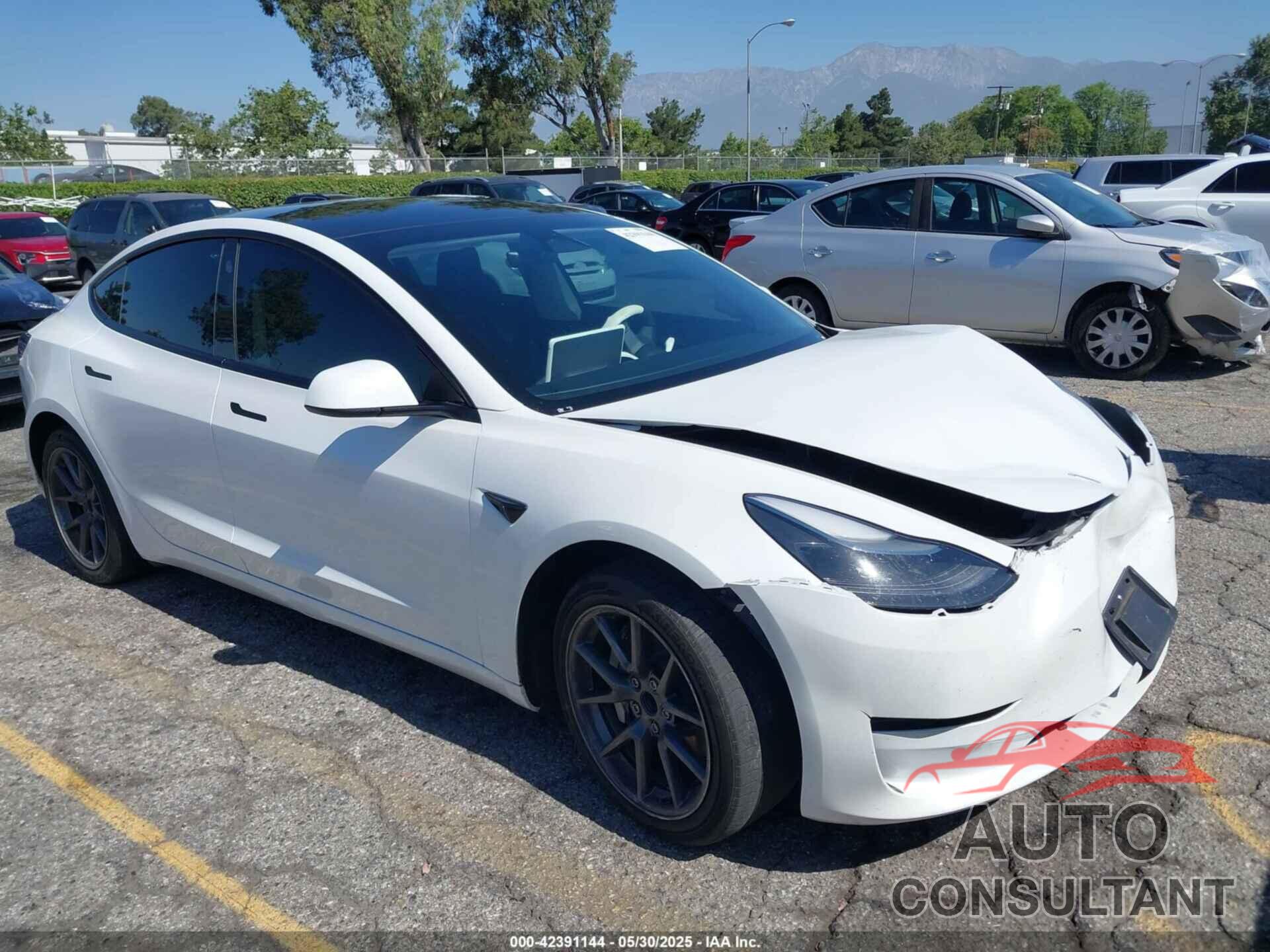 TESLA MODEL 3 2023 - 5YJ3E1EA4PF453359