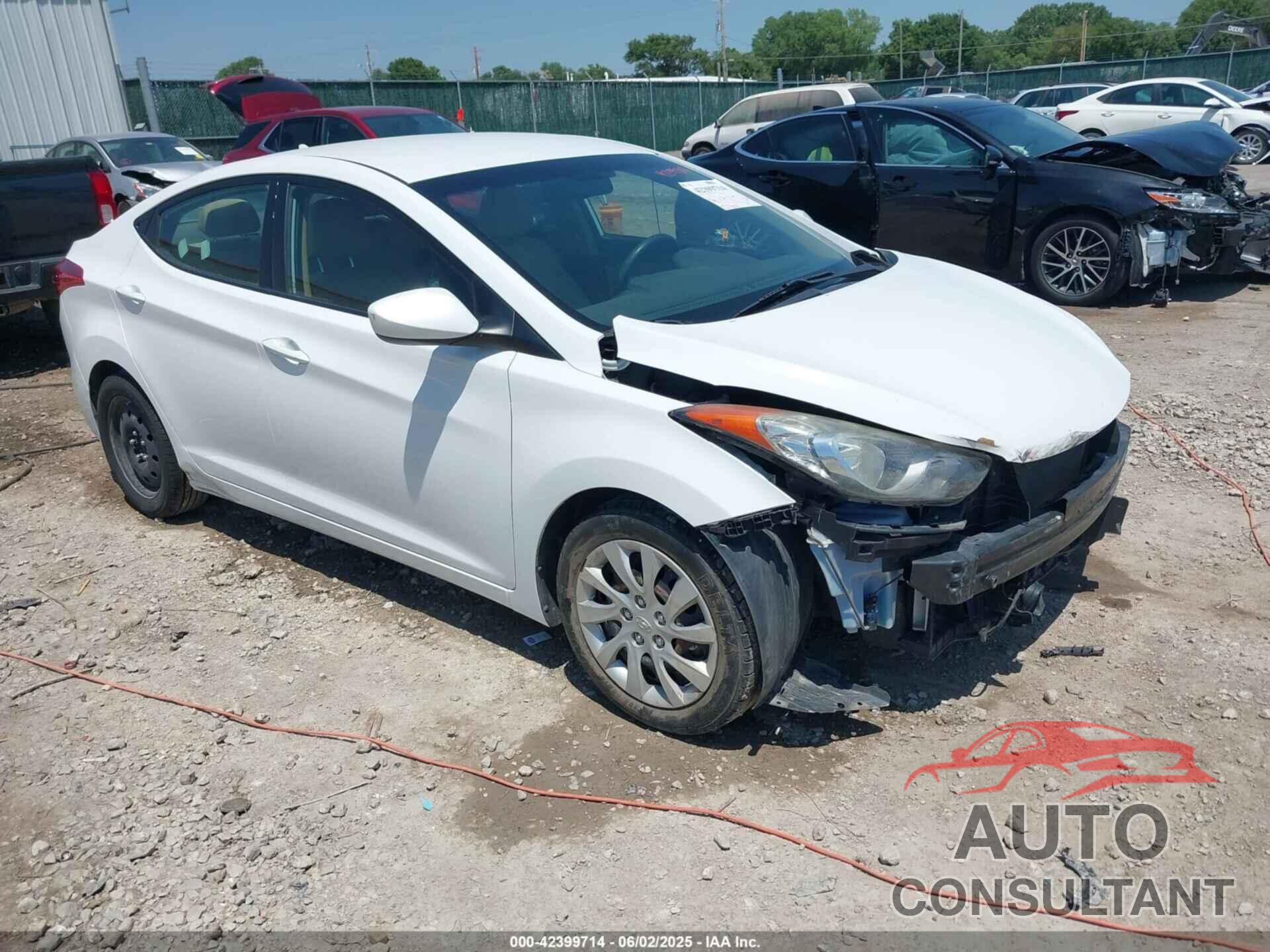 HYUNDAI ELANTRA 2013 - 5NPDH4AE4DH222268