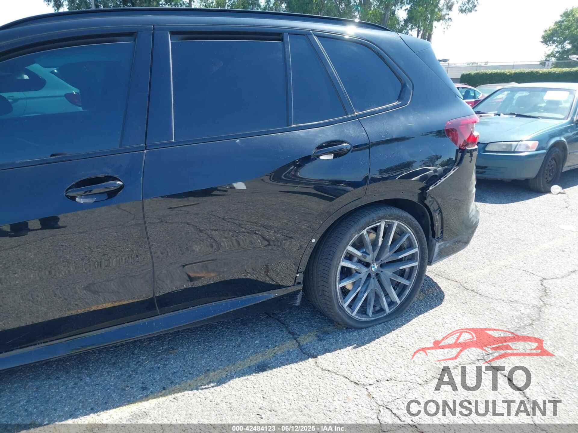 BMW X5 2022 - 5UXJU4C05N9J94246
