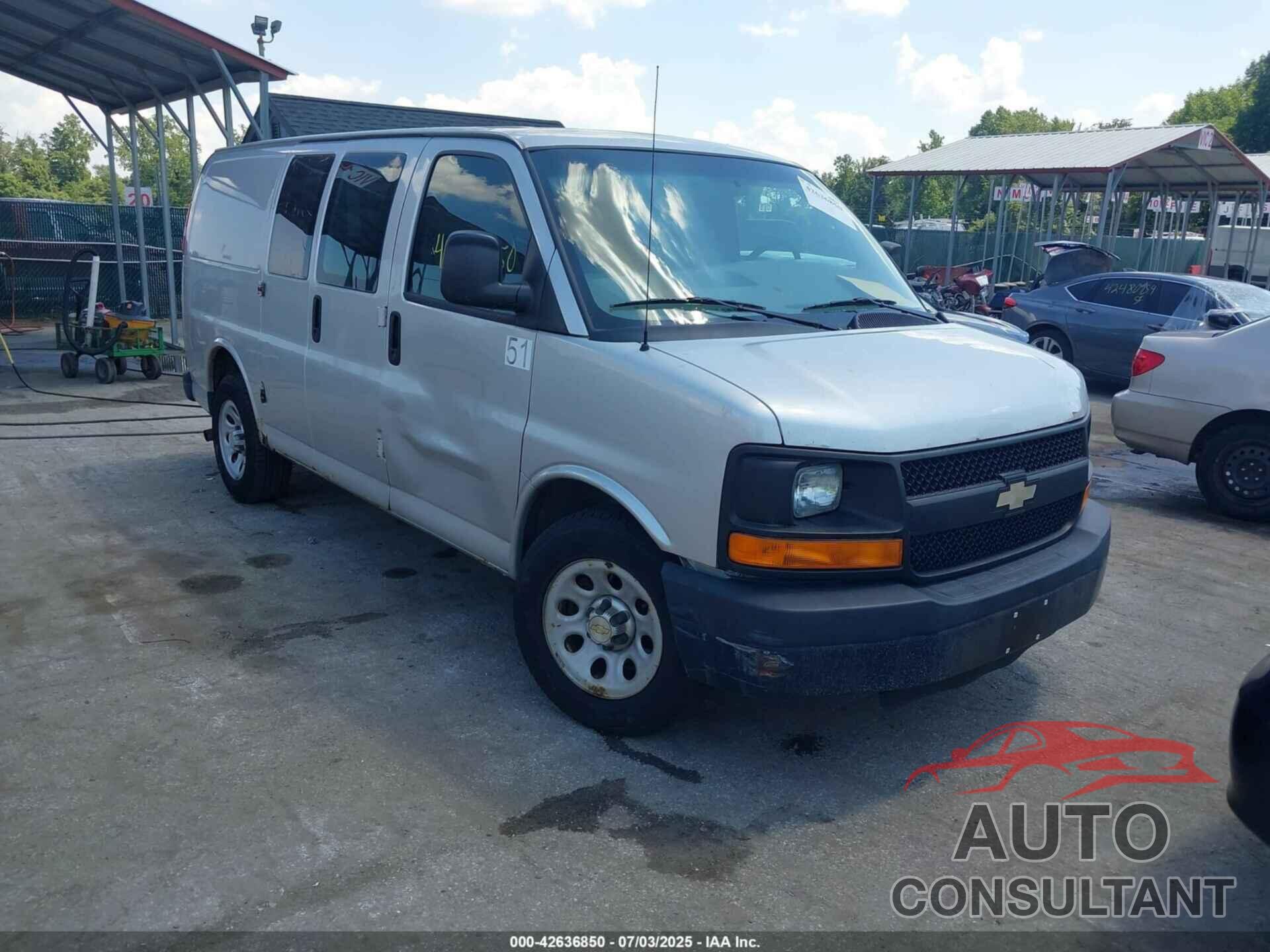 CHEVROLET EXPRESS 1500 2012 - 1GCSGAFX1C1163611