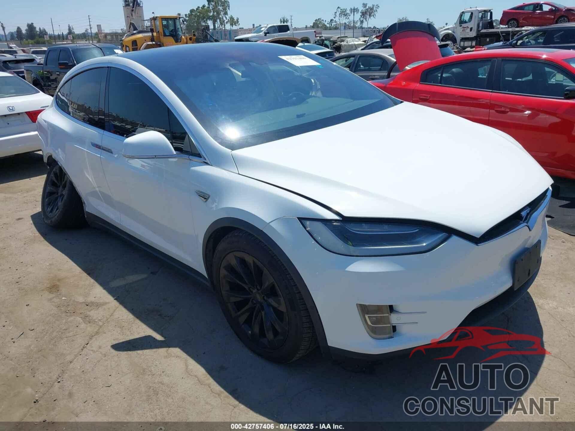 TESLA MODEL X 2016 - 5YJXCBE25GF016623