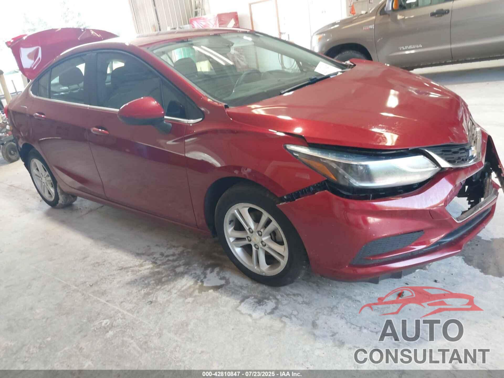 CHEVROLET CRUZE 2018 - 1G1BE5SM4J7145566