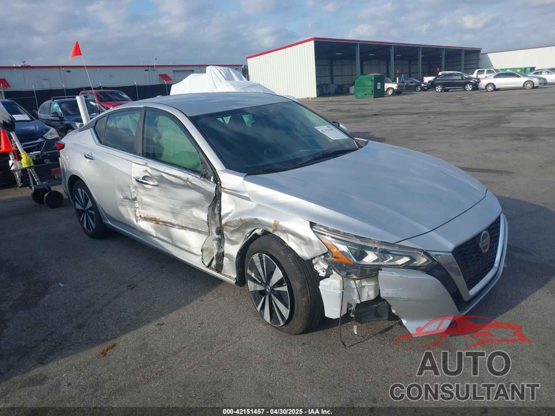 NISSAN ALTIMA 2022 - 1N4BL4DV1NN330114