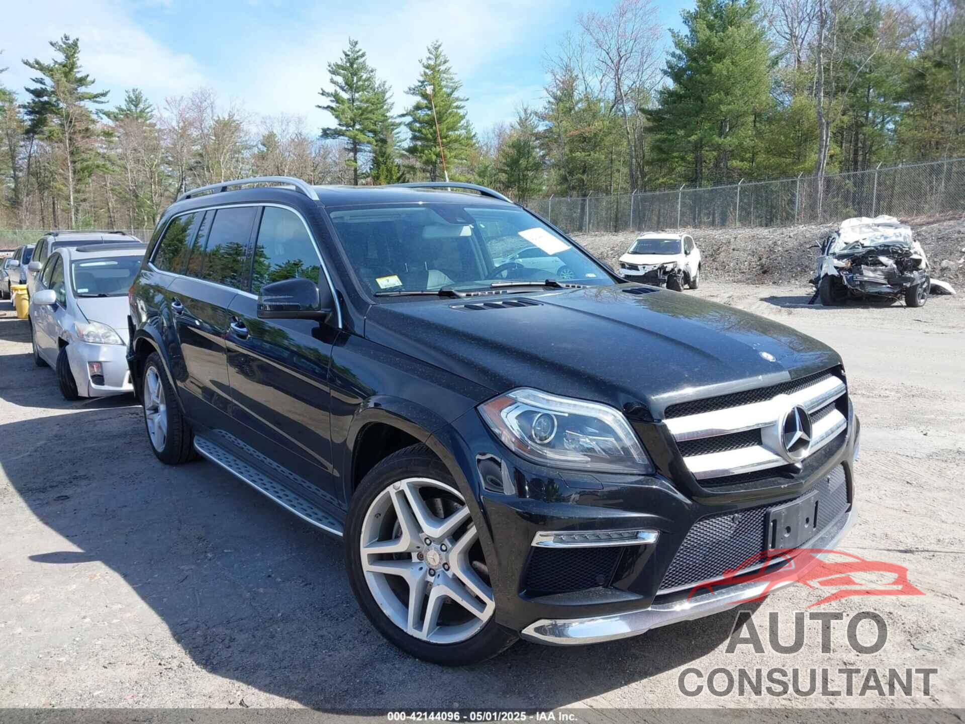 MERCEDES-BENZ GL 550 2015 - 4JGDF7DE5FA550744