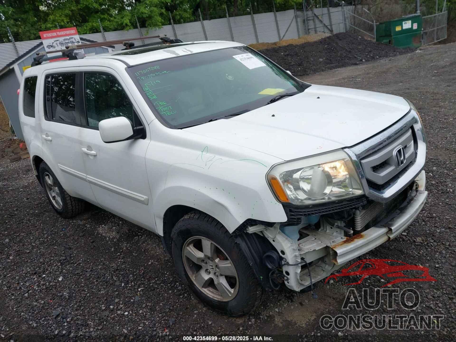 HONDA PILOT 2011 - 5FNYF4H52BB067003