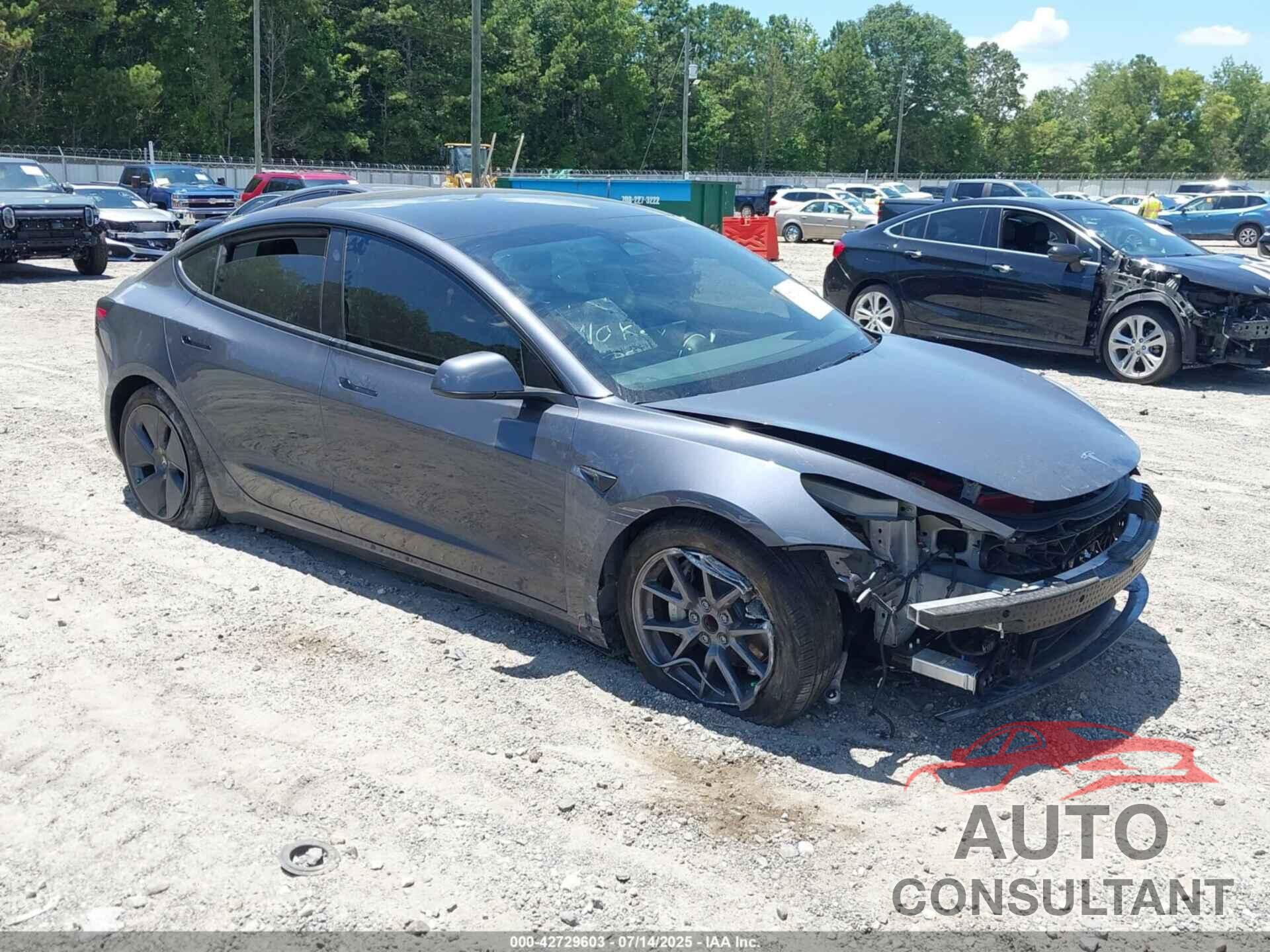 TESLA MODEL 3 2023 - 5YJ3E1EA7PF613072