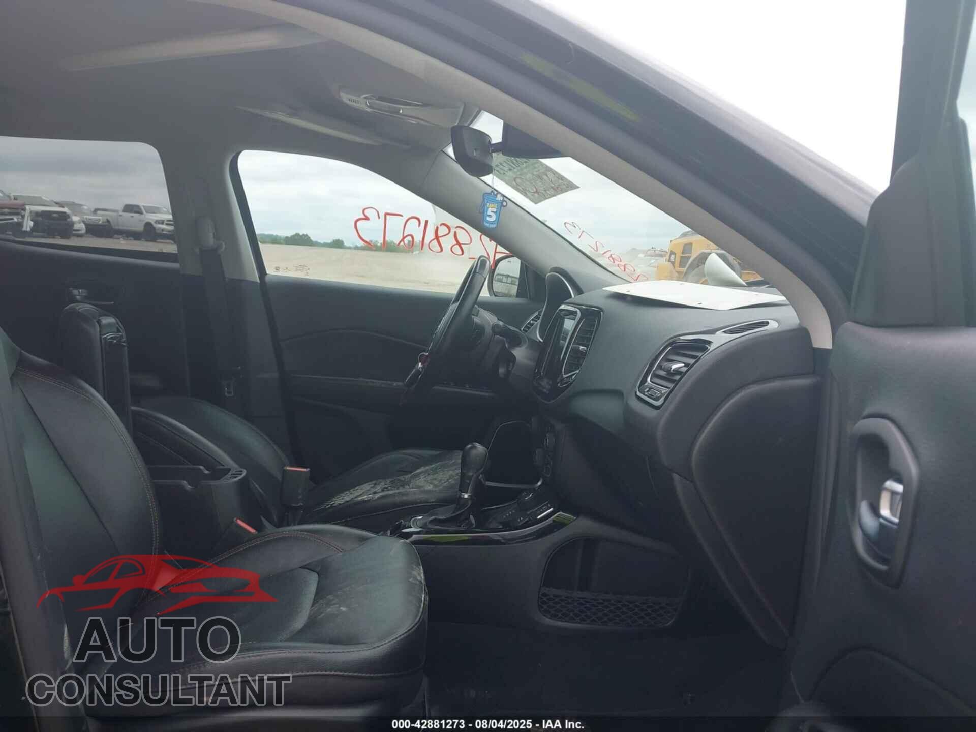 JEEP COMPASS 2021 - 3C4NJDCB4MT513834