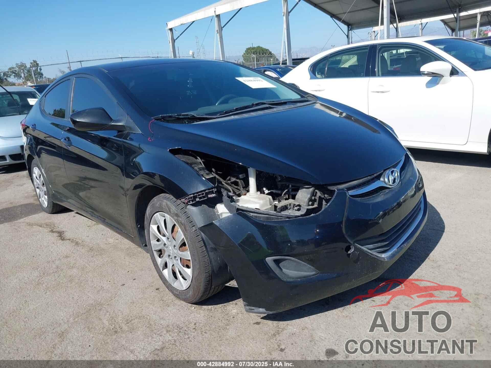 HYUNDAI ELANTRA 2012 - KMHDH4AE7CU268158