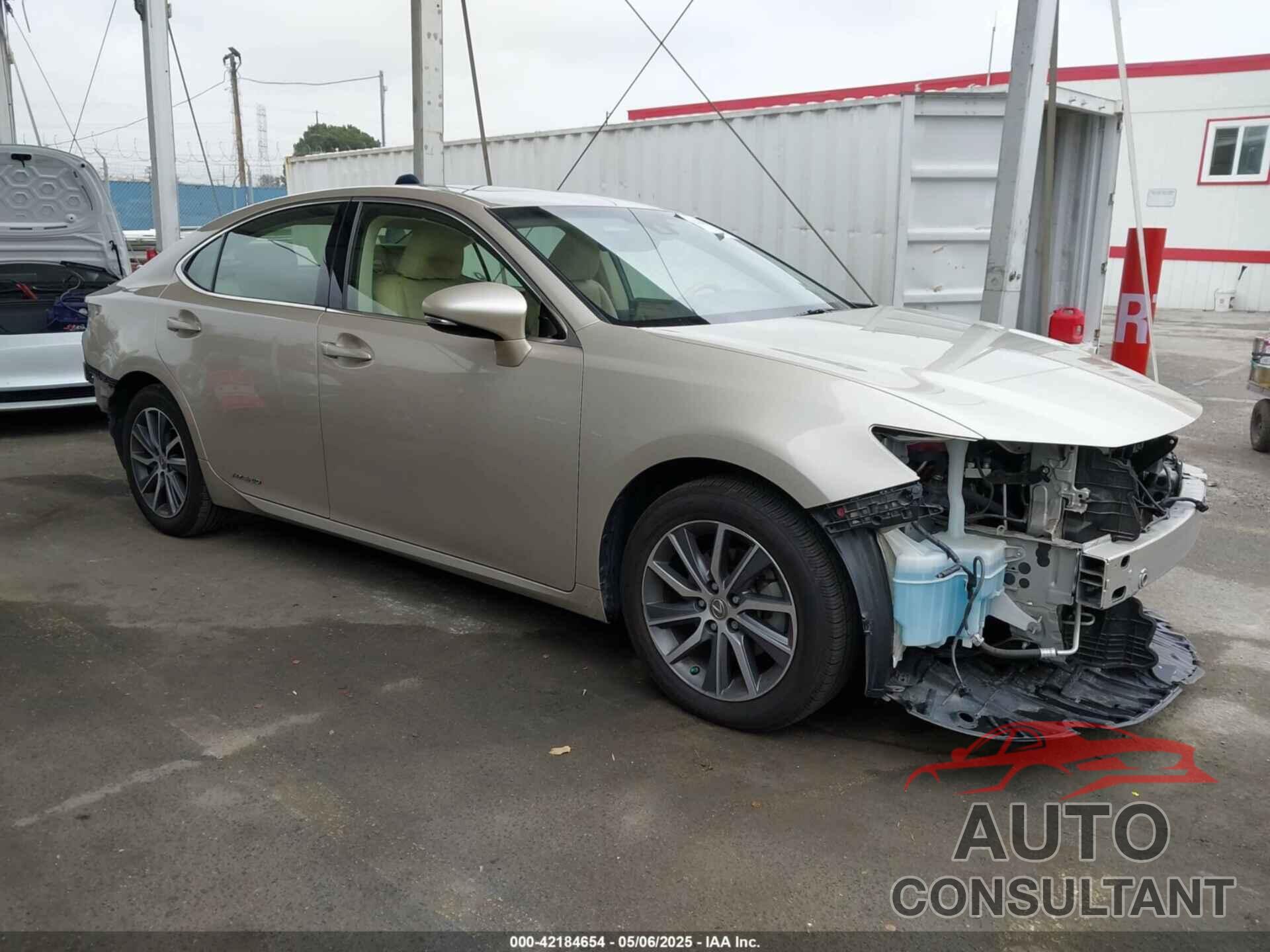 LEXUS ES 300H 2018 - JTHBW1GG3J2194320