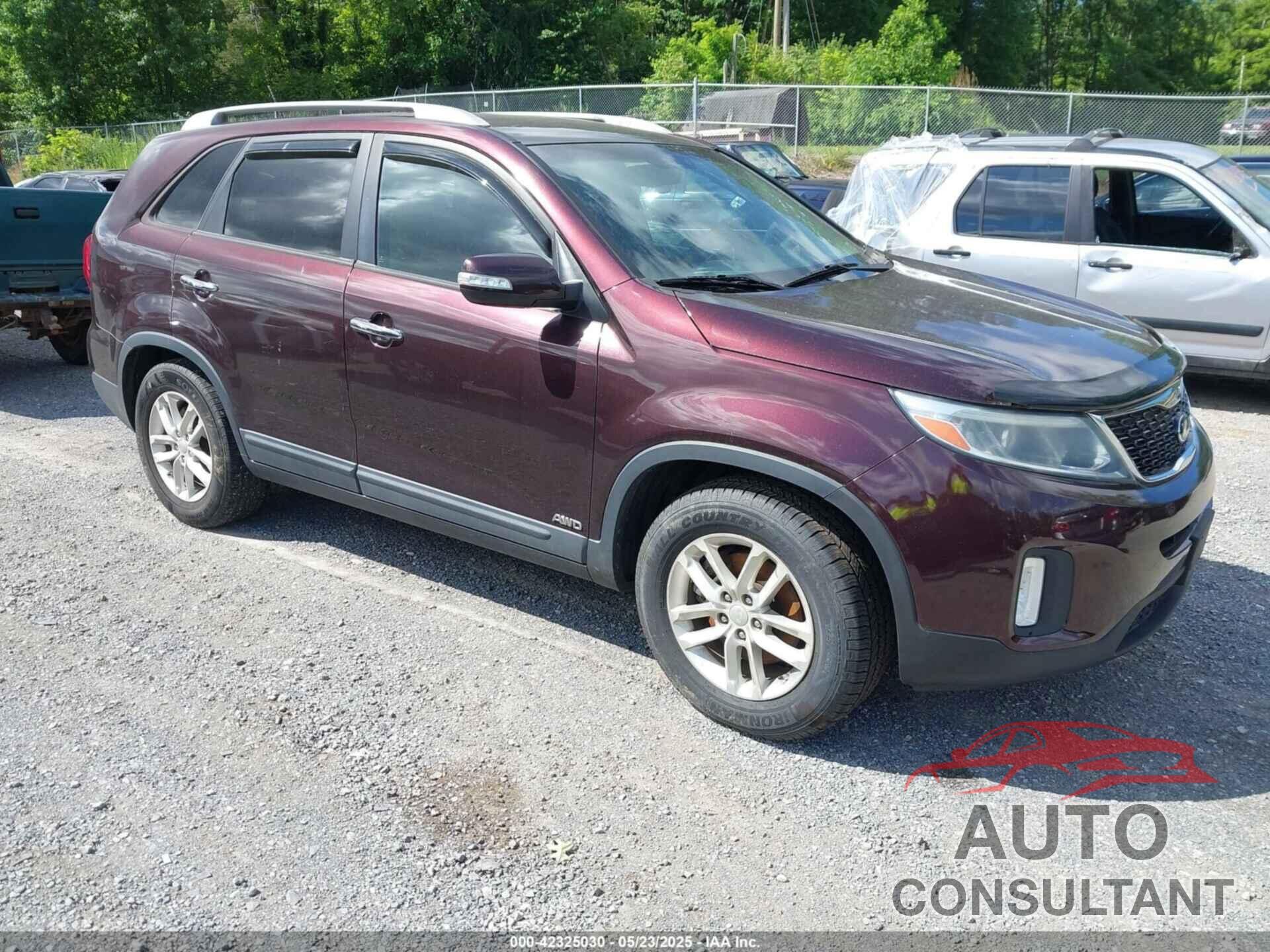 KIA SORENTO 2014 - 5XYKTCA64EG474572