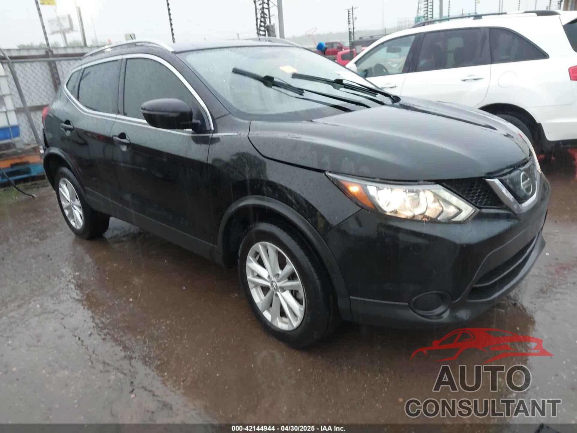 NISSAN ROGUE SPORT 2018 - JN1BJ1CP4JW183554