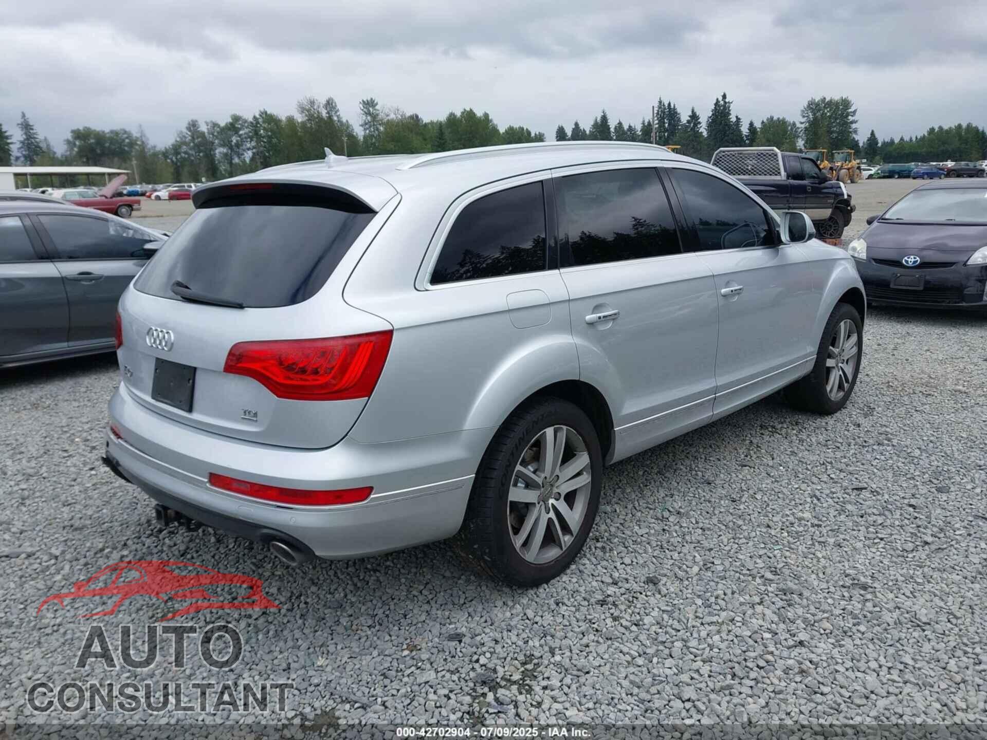 AUDI Q7 2011 - WA1VMAFEXBD008325