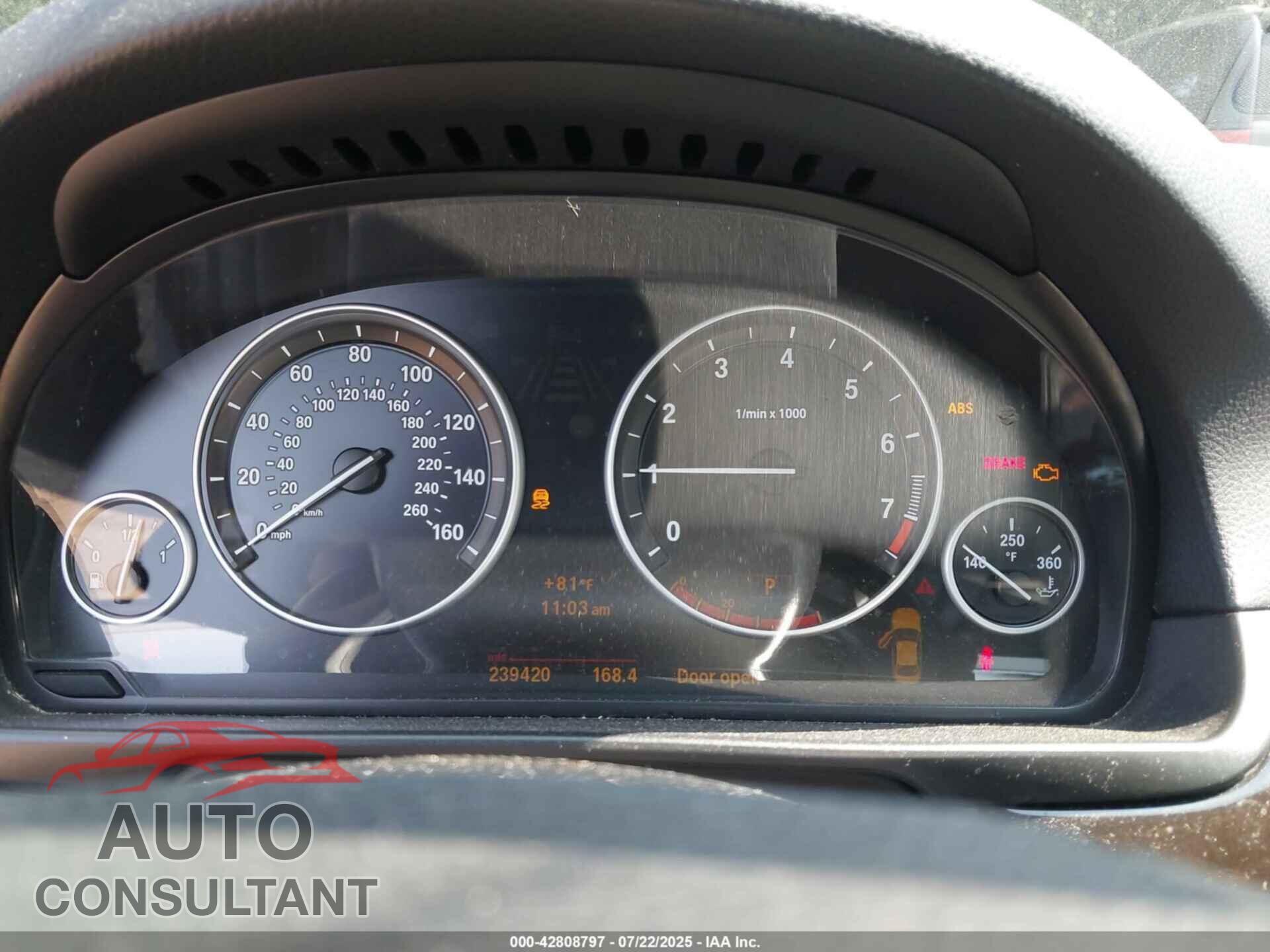 BMW 528I 2011 - WBAFR1C52BC746476