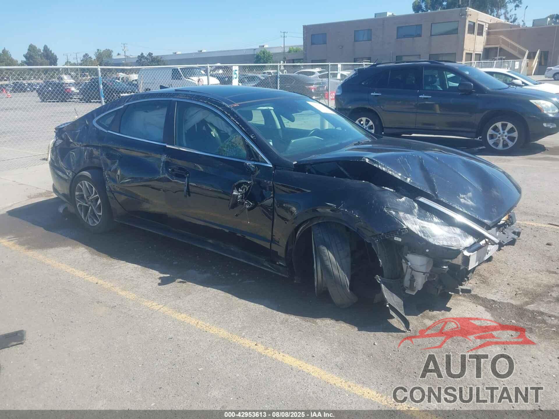HYUNDAI SONATA 2023 - KMHL14JA7PA308162
