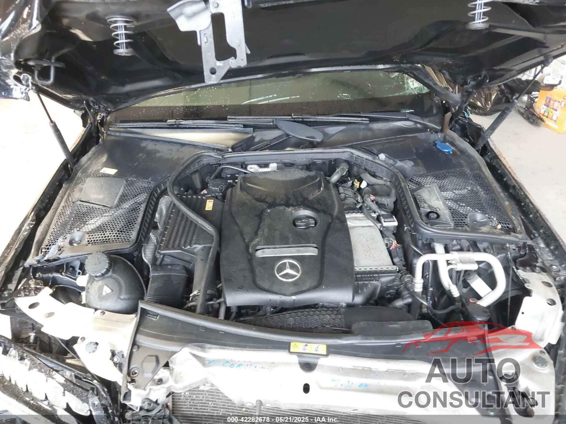 MERCEDES-BENZ C 300 2016 - 55SWF4KB3GU096800