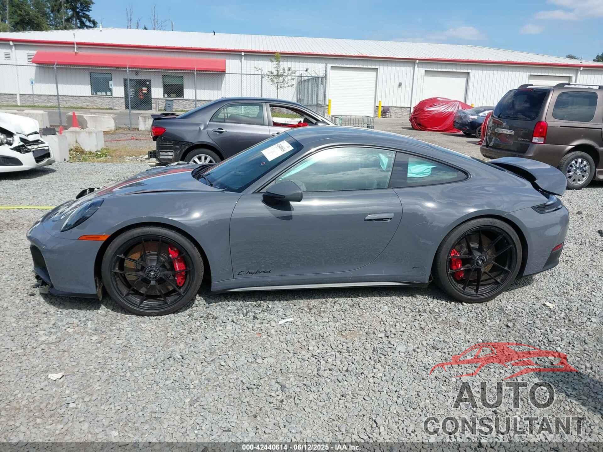 PORSCHE 911 2025 - WP0AB2A93SS225589