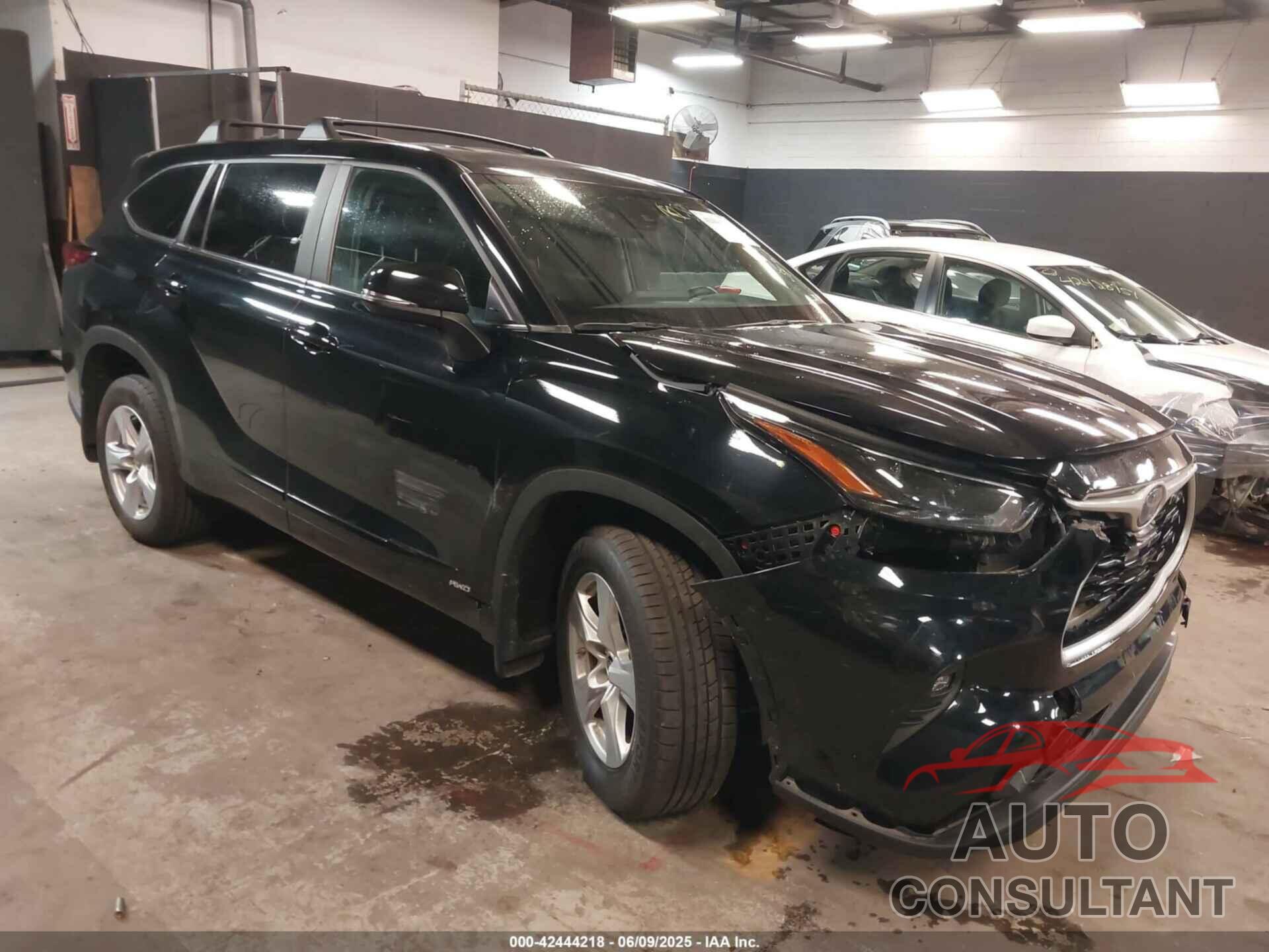 TOYOTA HIGHLANDER 2023 - 5TDBBRCH7PS563711