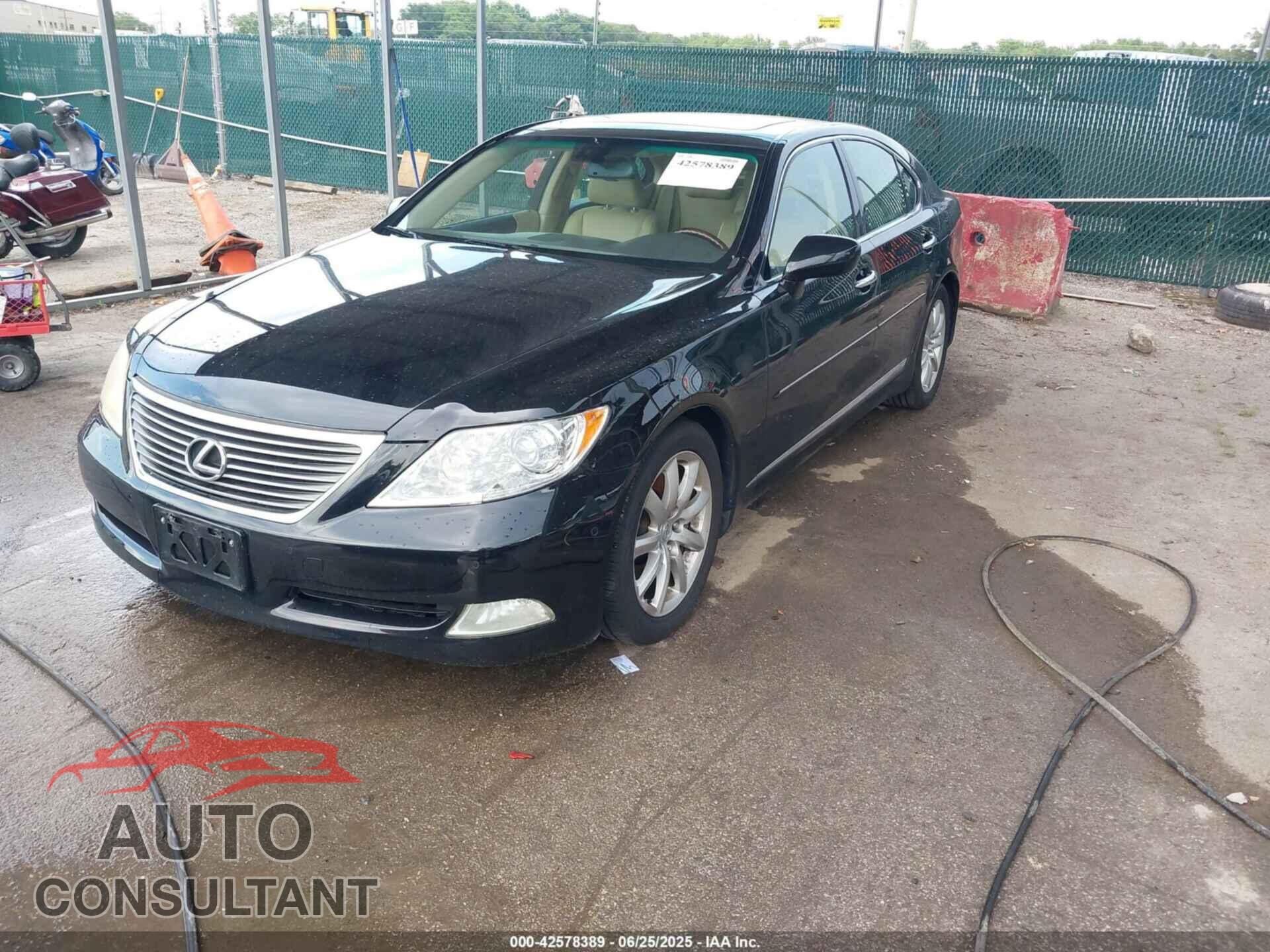 LEXUS LS 460 2009 - JTHCL46F495001545