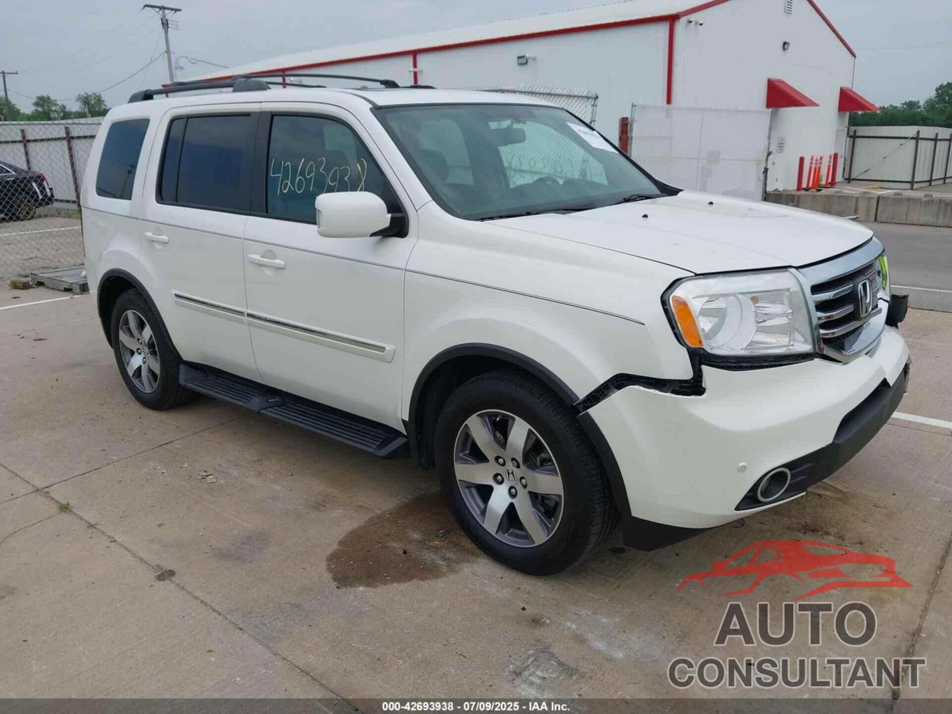 HONDA PILOT 2013 - 5FNYF4H90DB074568