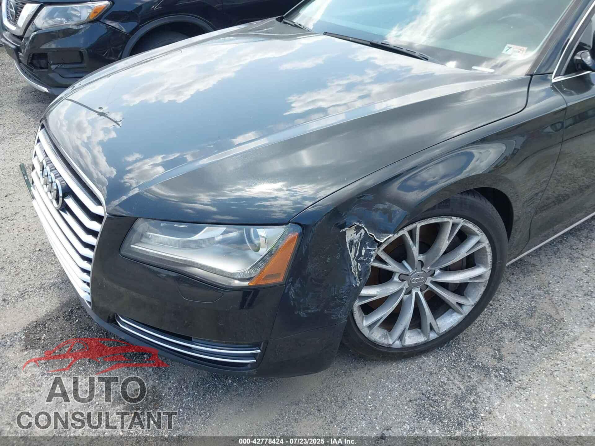 AUDI A8 L 2012 - WAURVAFD2CN002071