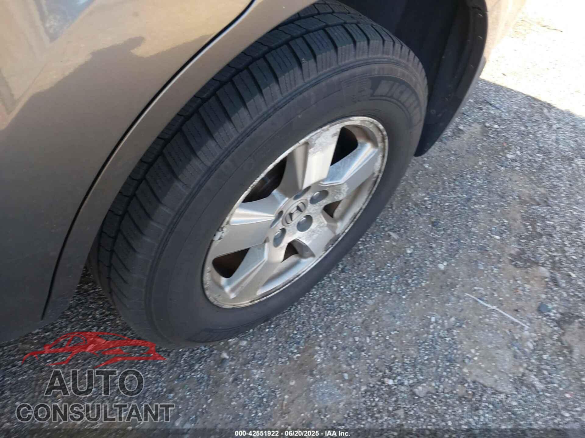HONDA PILOT 2011 - 5FNYF4H56BB069918