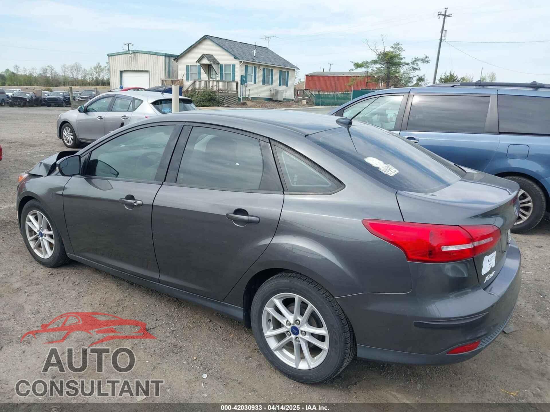FORD FOCUS 2017 - 1FADP3F25HL338906