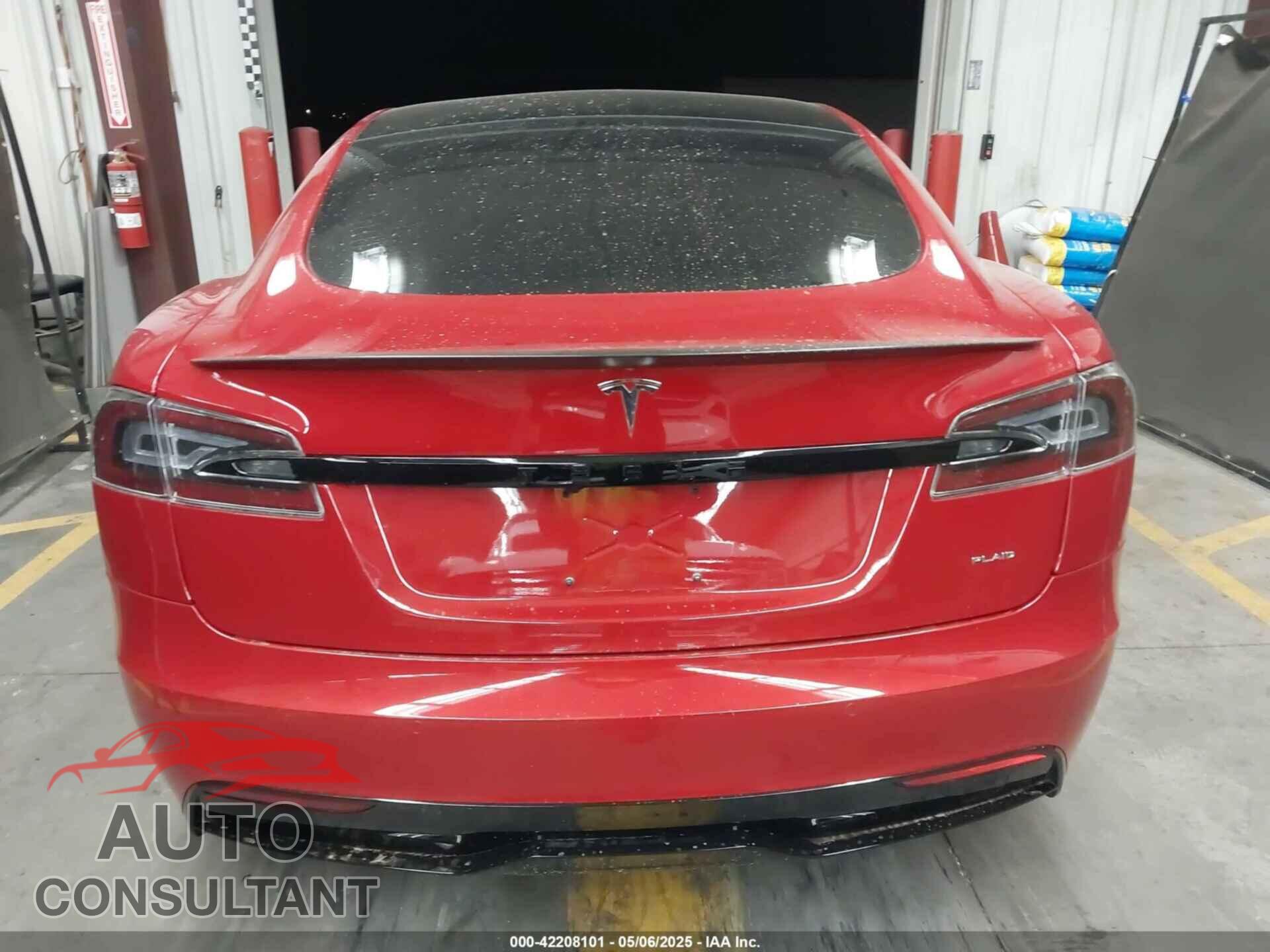 TESLA MODEL S 2022 - 5YJSA1E61NF471785