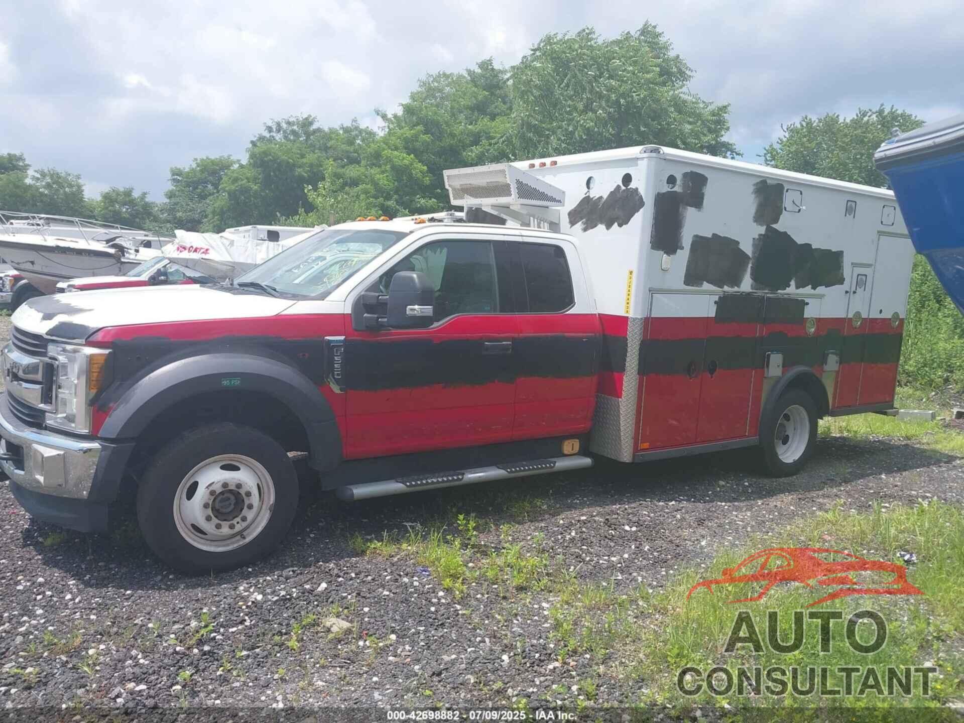 FORD F-550 CHASSIS 2017 - 1FD0X5HT3HEC91224