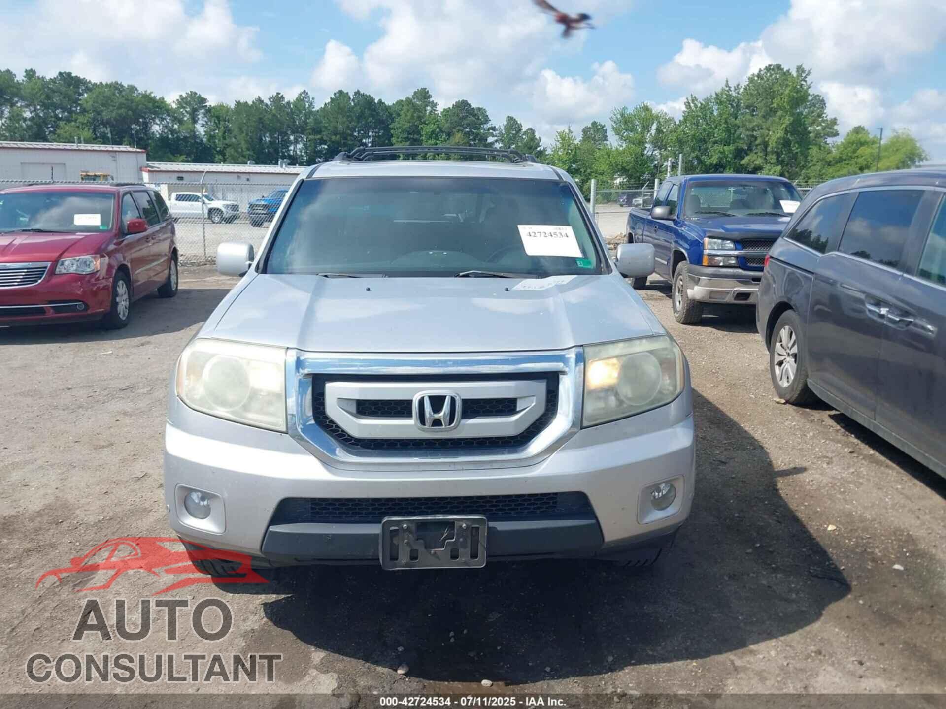 HONDA PILOT 2011 - 5FNYF4H99BB002247