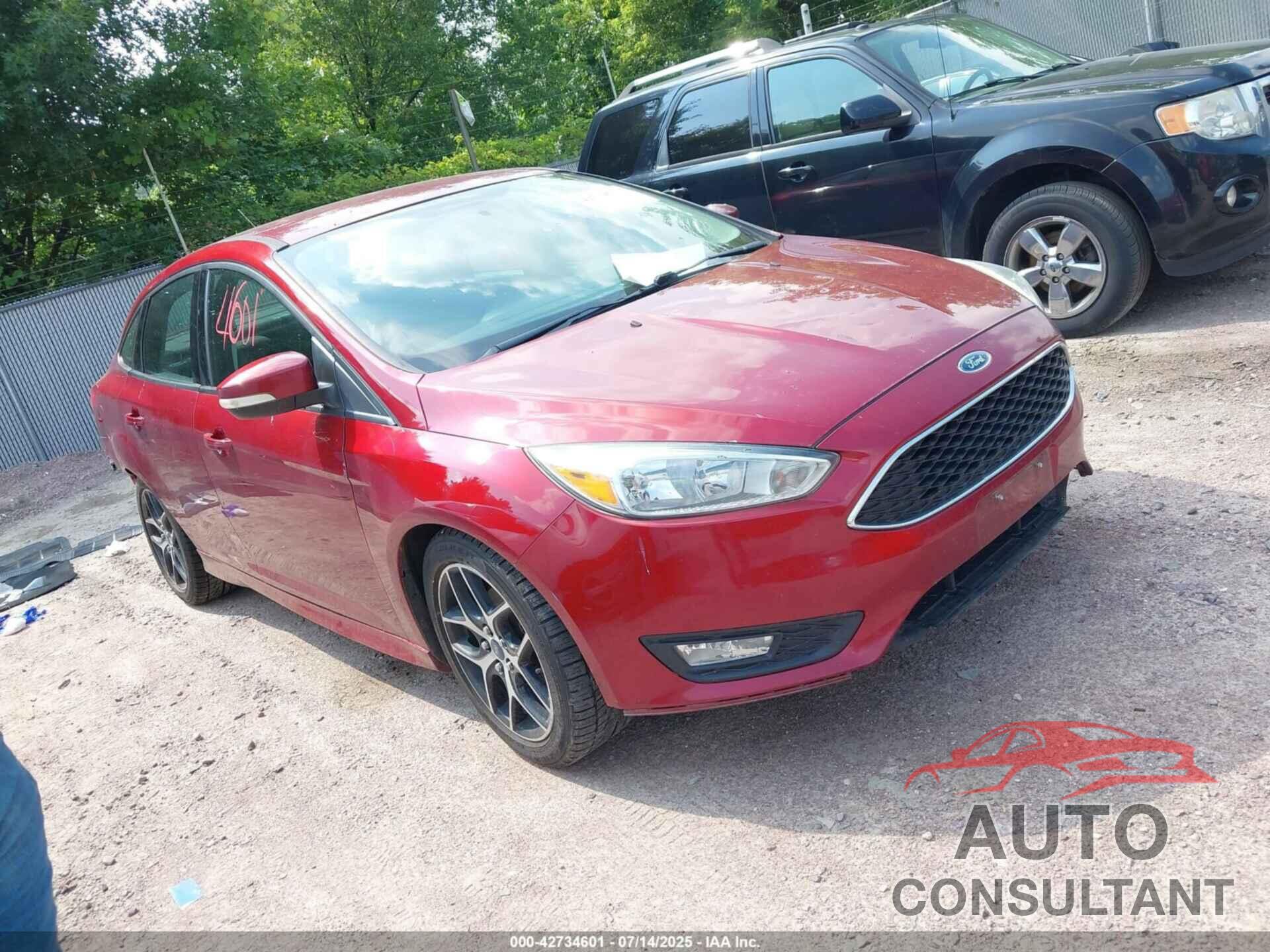 FORD FOCUS 2015 - 1FADP3F28FL239252